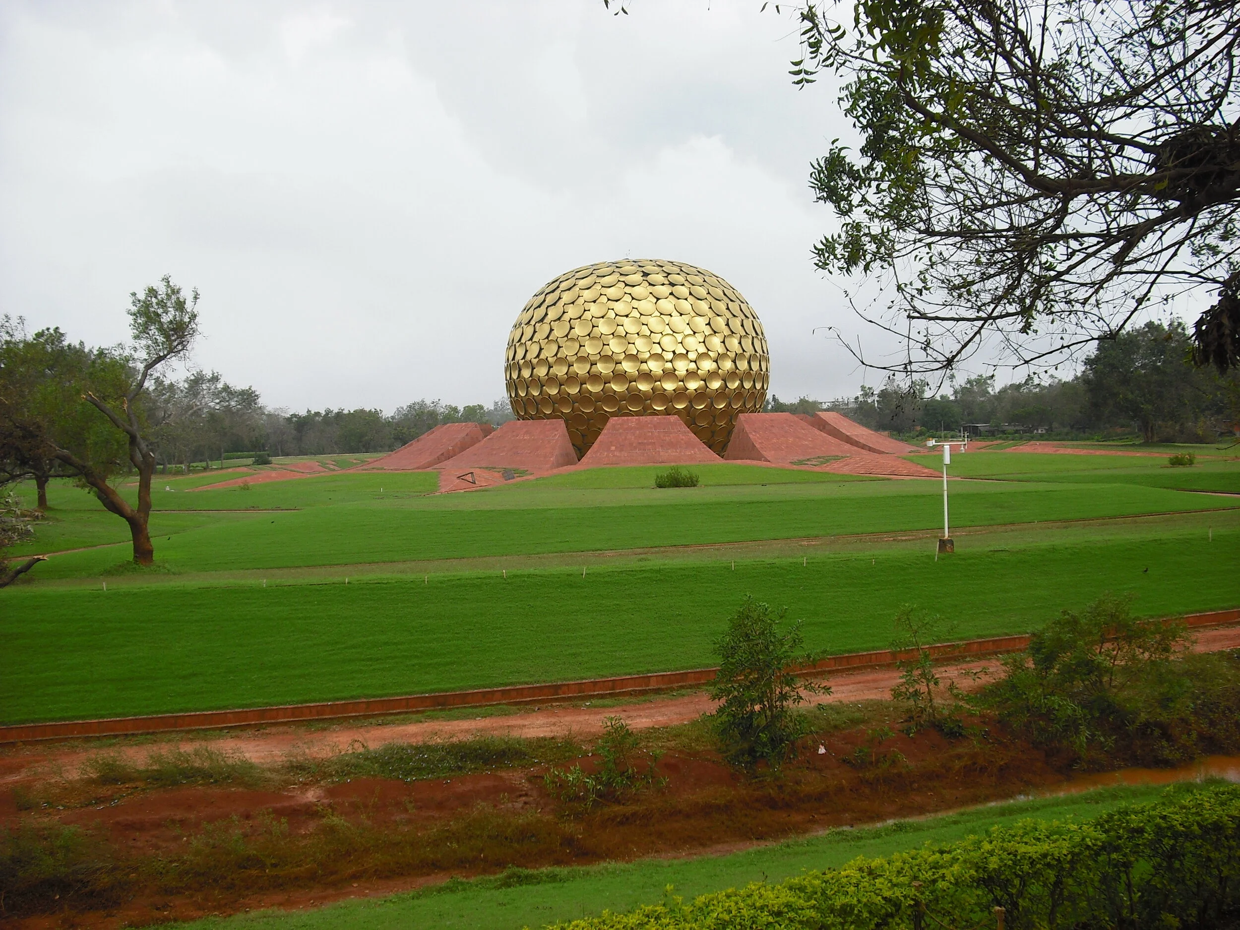 Matrimandir.JPG