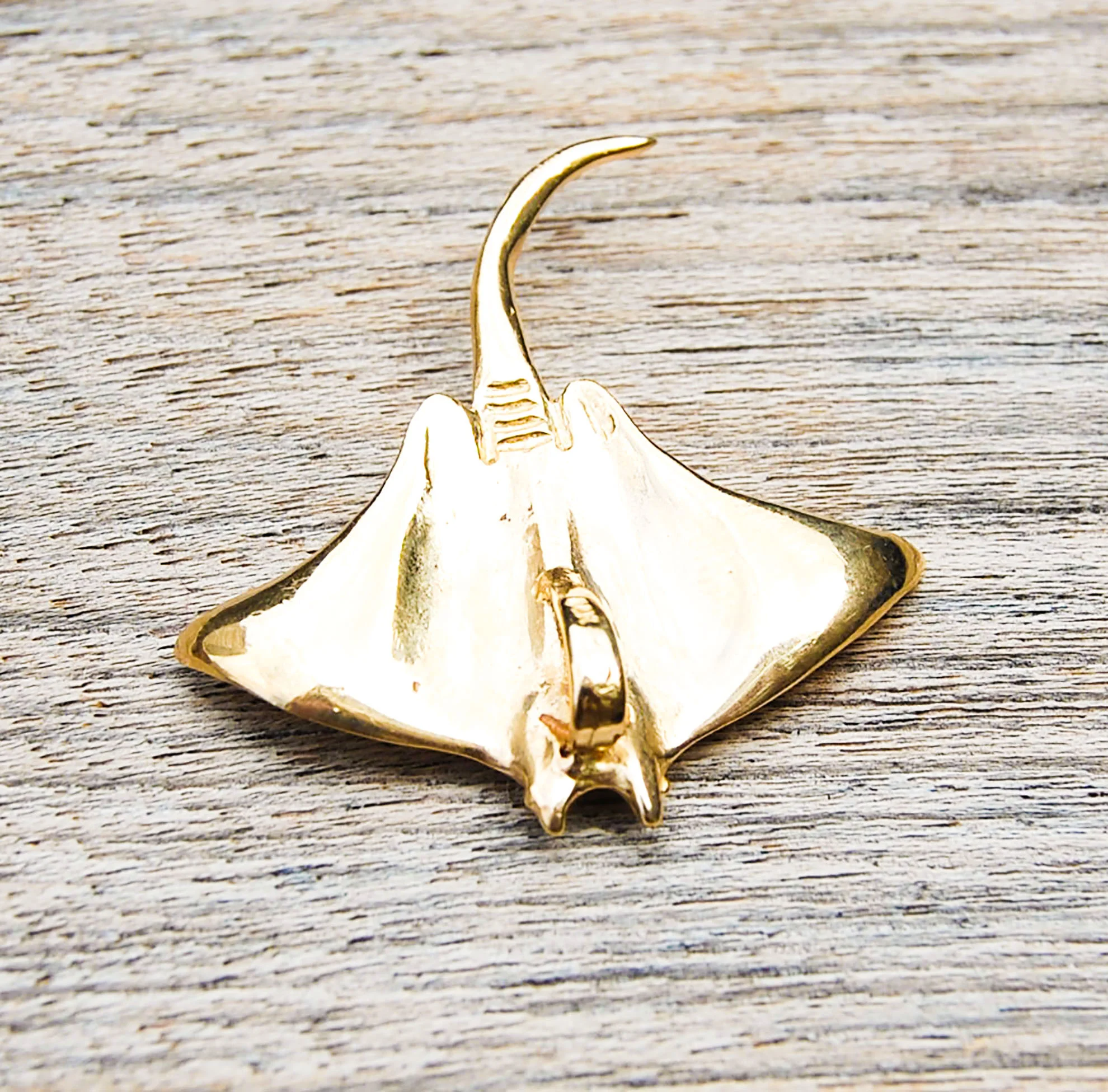 Vintage Jewelry, Vintage Pendants, Vintage Charms, Restored Gold and Silver Charms, Vintage Diamonds.