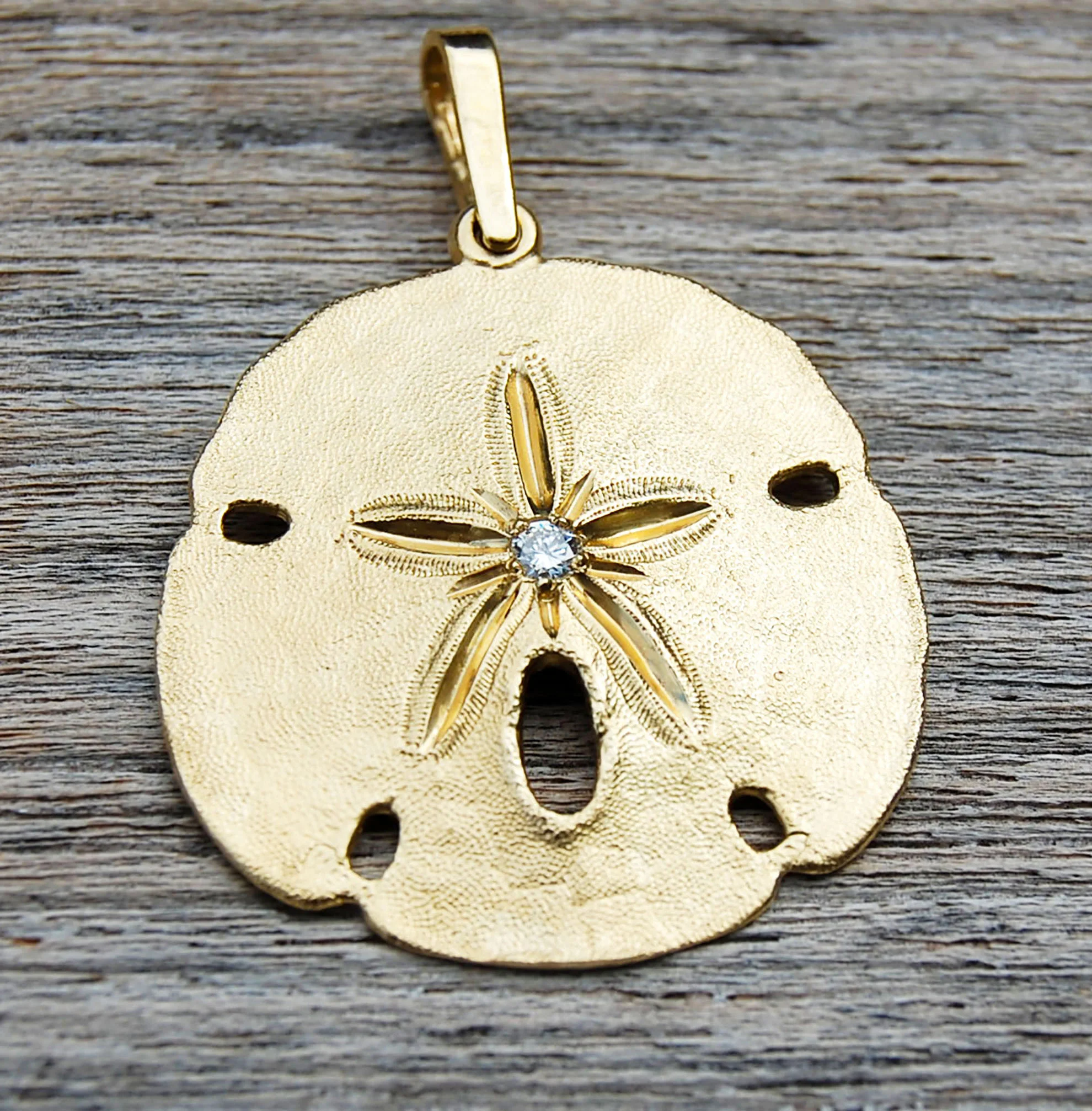 Vintage Jewelry, Vintage Pendants, Vintage Charms, Restored Gold and Silver Charms, Vintage Diamonds.