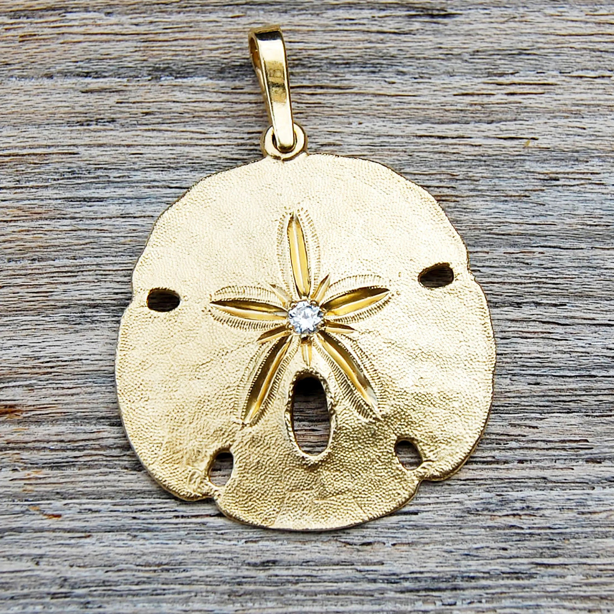 Vintage Jewelry, Vintage Pendants, Vintage Charms, Restored Gold and Silver Charms, Vintage Diamonds.
