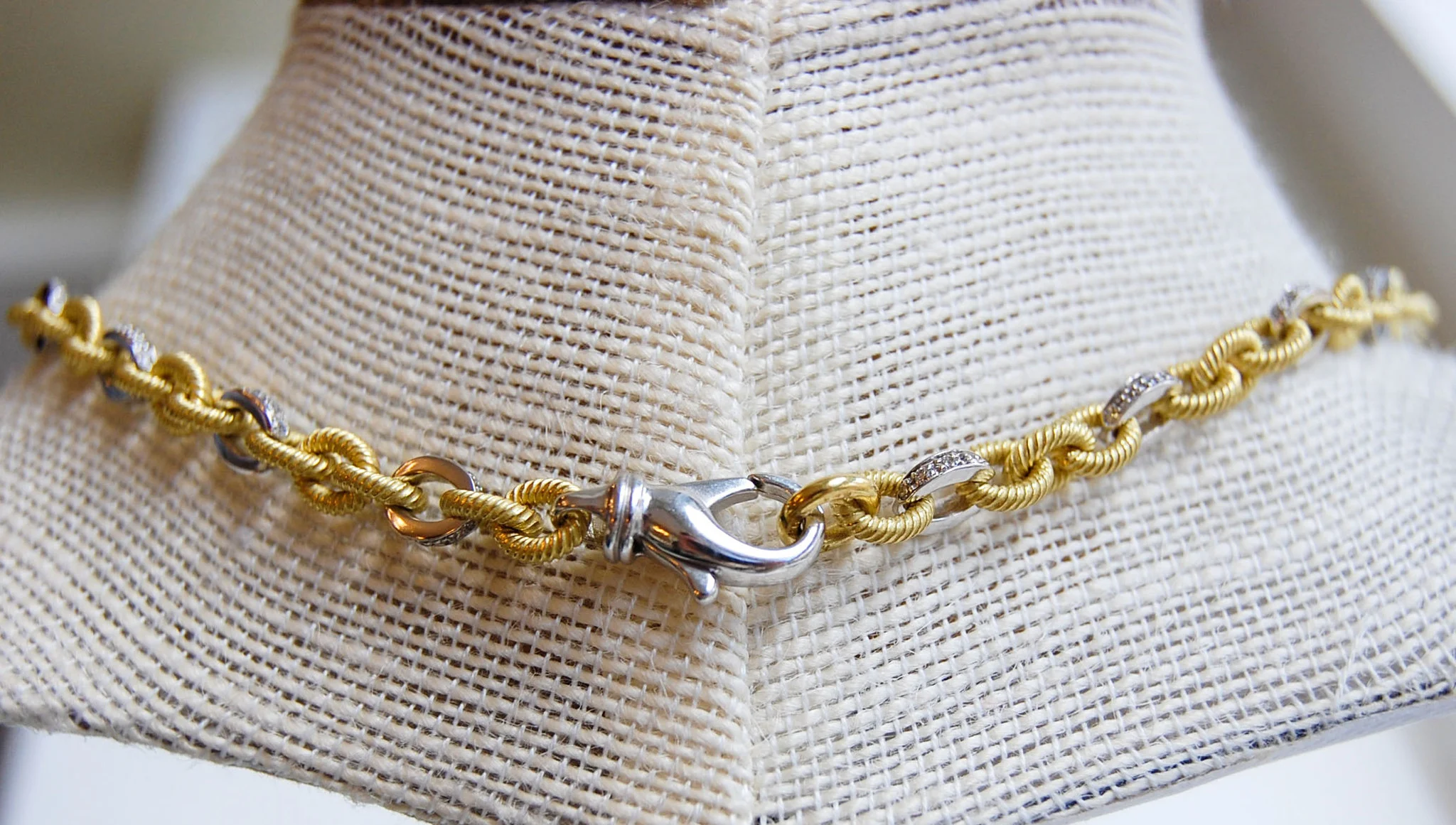 Vintage Jewelry, Vintage Bracelets, Restored Gold and Silver Bracelets, Vintage Diamonds.