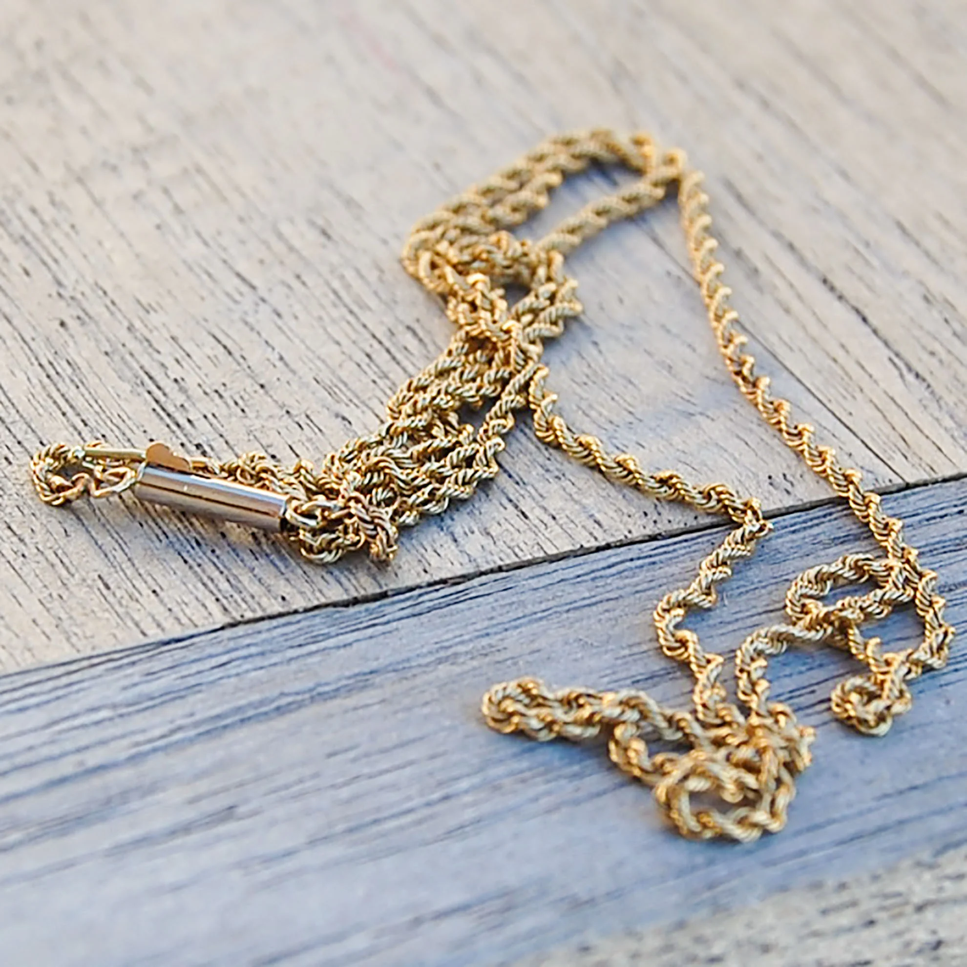 Vintage Jewelry, Vintage Necklaces, Restored Gold and Silver Necklaces, Vintage Diamonds.