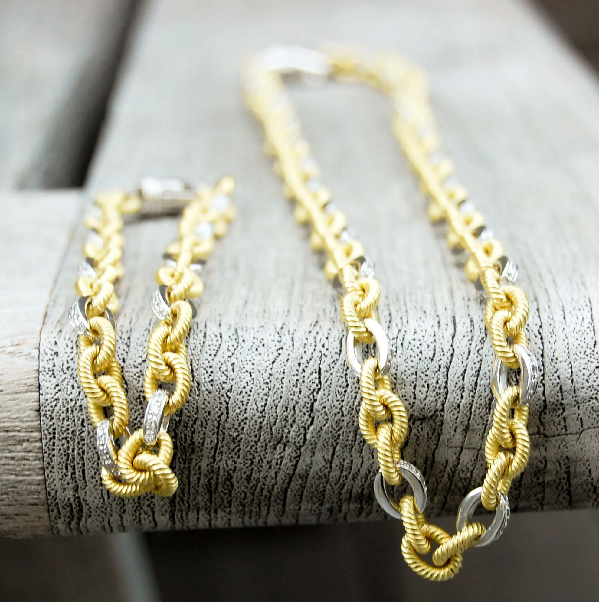 Vintage Jewelry, Vintage Necklaces, Restored Gold and Silver Necklaces, Vintage Diamonds.