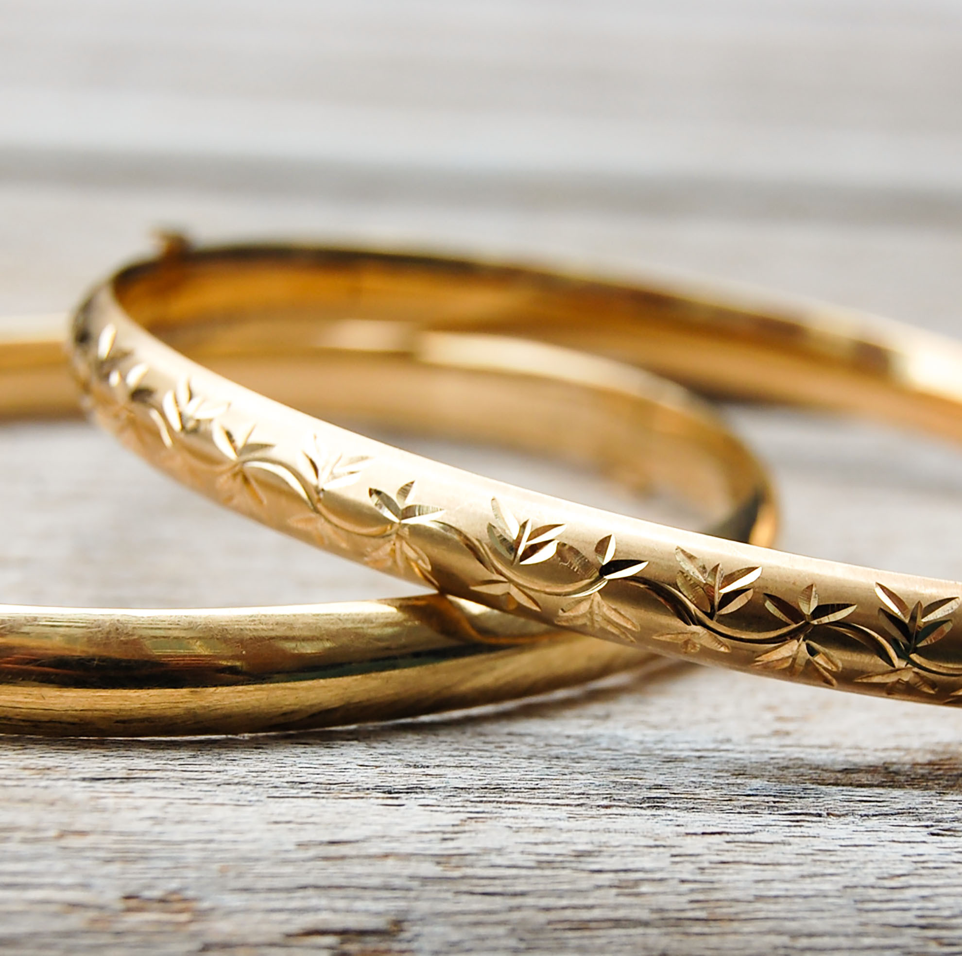 Vintage Jewelry, Vintage Bracelets, Restored Gold and Silver Bracelets, Vintage Diamonds.