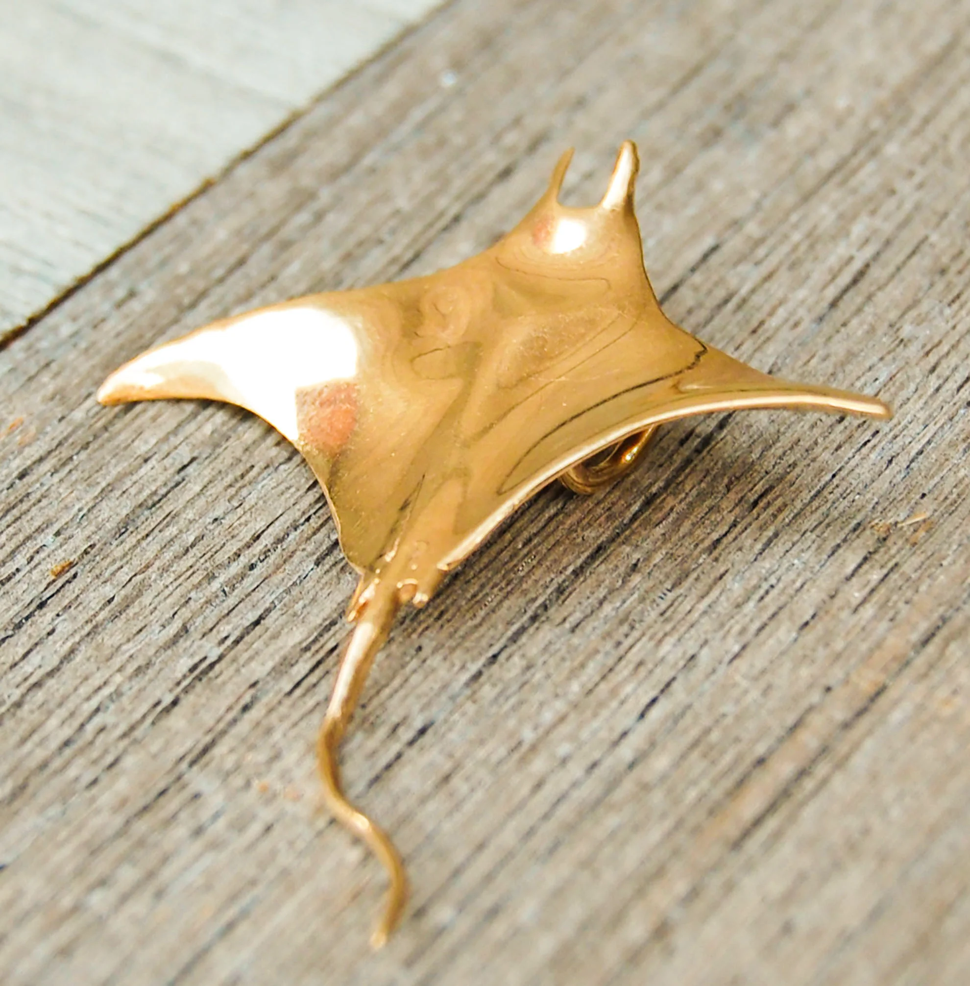 Vintage Jewelry, Vintage Pendants, Vintage Charms, Restored Gold and Silver Charms, Vintage Diamonds.