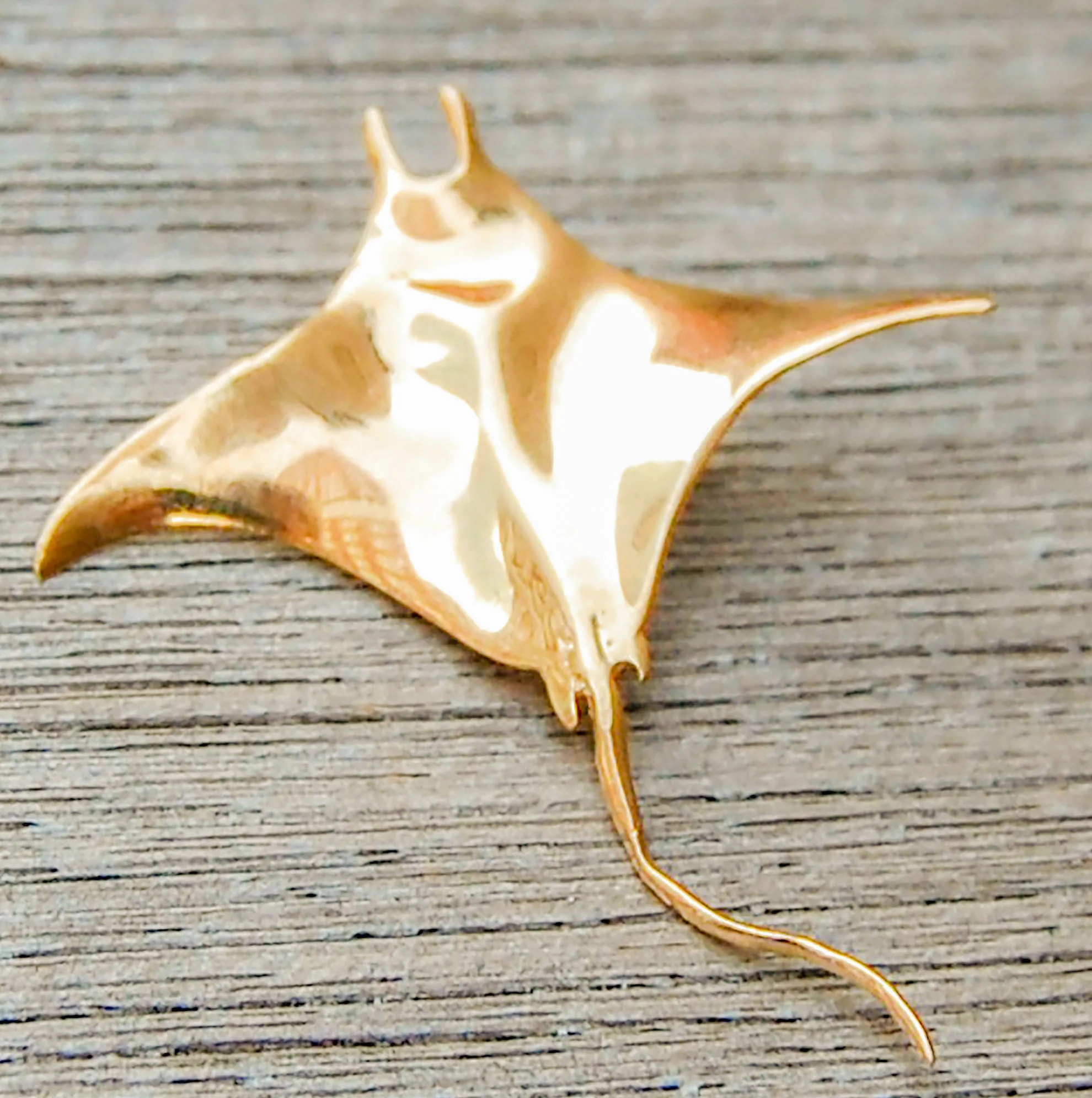 Vintage Jewelry, Vintage Pendants, Vintage Charms, Restored Gold and Silver Charms, Vintage Diamonds.