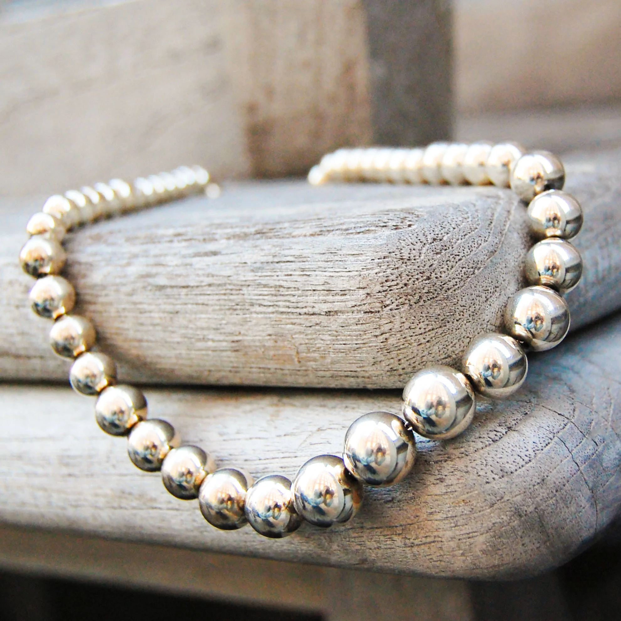 Vintage Jewelry, Vintage Necklaces, Restored Gold and Silver Necklaces, Vintage Diamonds.