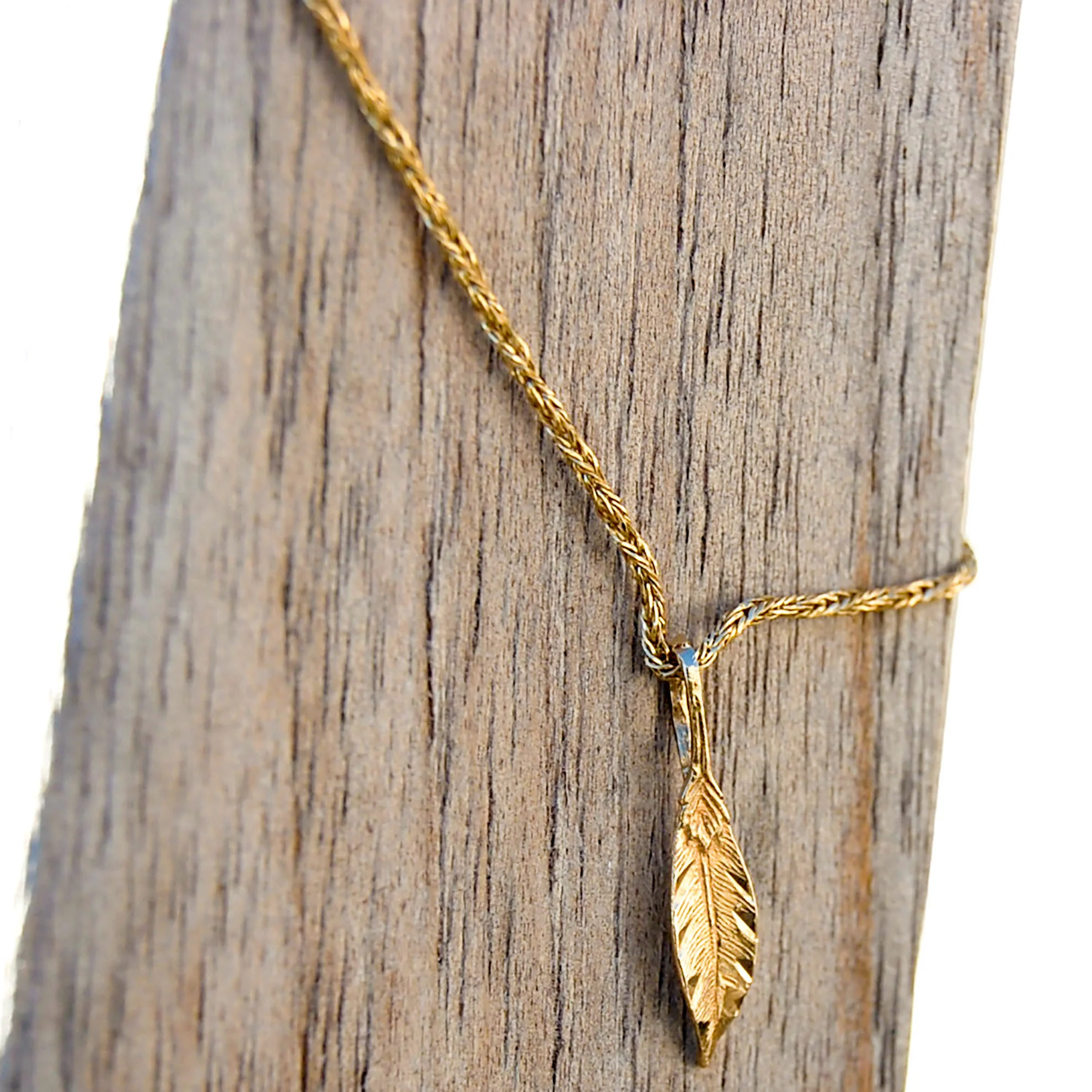 Vintage Jewelry, Vintage Necklaces, Restored Gold and Silver Necklaces, Vintage Diamonds.