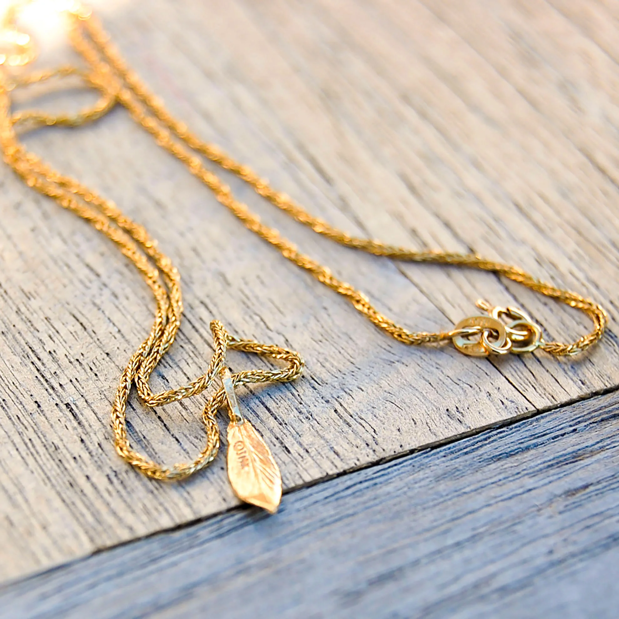 Vintage Jewelry, Vintage Necklaces, Restored Gold and Silver Necklaces, Vintage Diamonds.