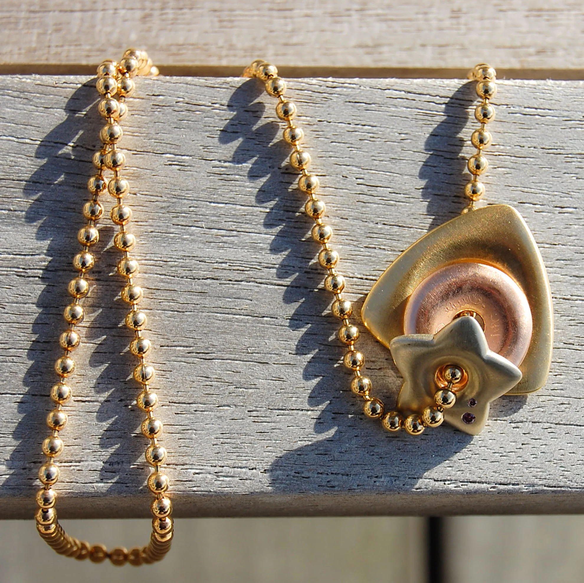 Vintage Jewelry, Vintage Necklaces, Restored Gold and Silver Necklaces, Vintage Diamonds.