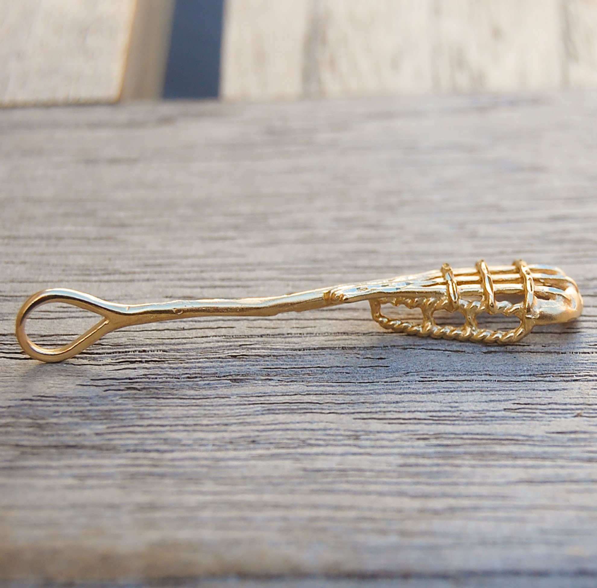 Vintage Jewelry, Vintage Pendants, Vintage Charms, Restored Gold and Silver Charms, Vintage Diamonds.