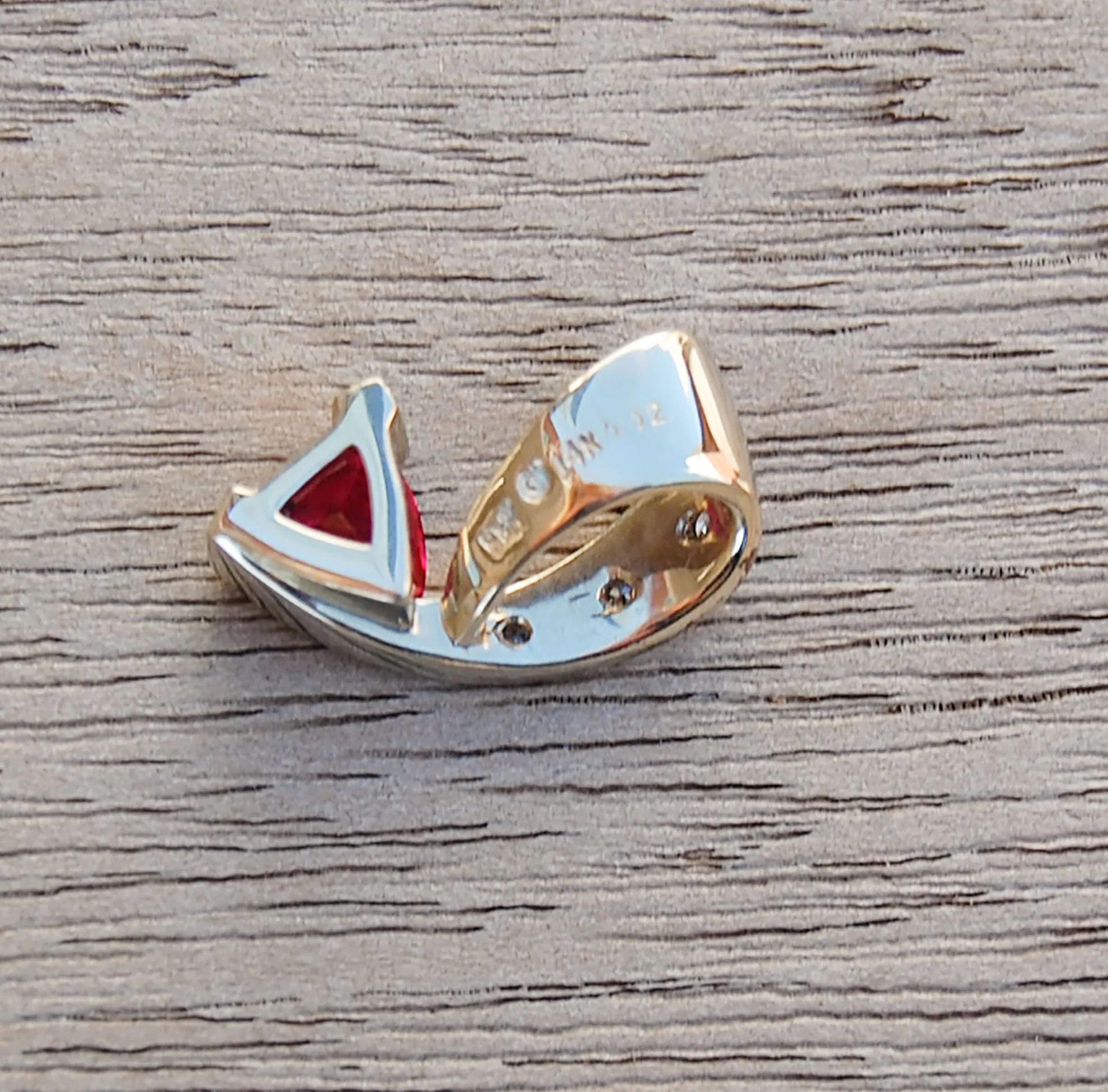 Vintage Jewelry, Vintage Pendants, Vintage Charms, Restored Gold and Silver Charms, Vintage Diamonds.