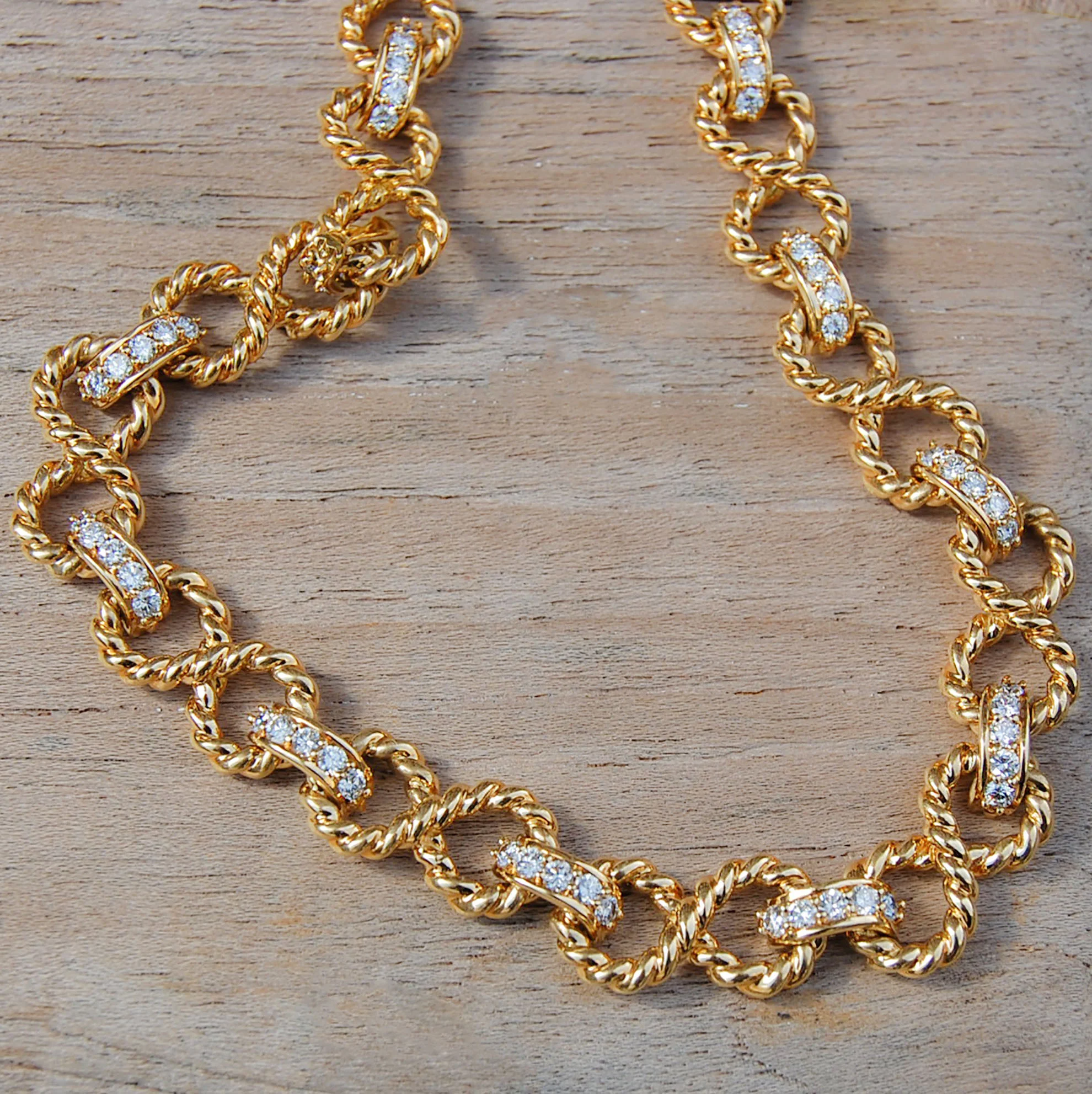 Vintage Jewelry, Vintage Necklaces, Restored Gold and Silver Necklaces, Vintage Diamonds.