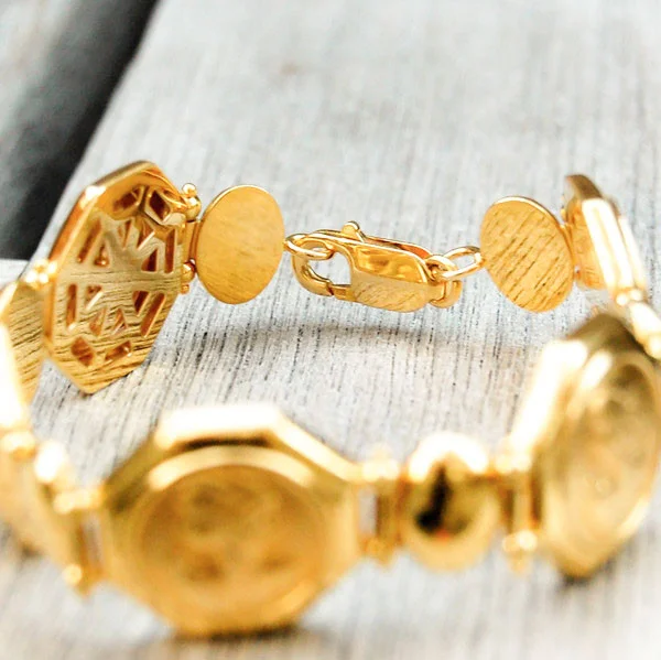 Vintage Jewelry, Vintage Bracelets, Restored Gold and Silver Bracelets, Vintage Diamonds.