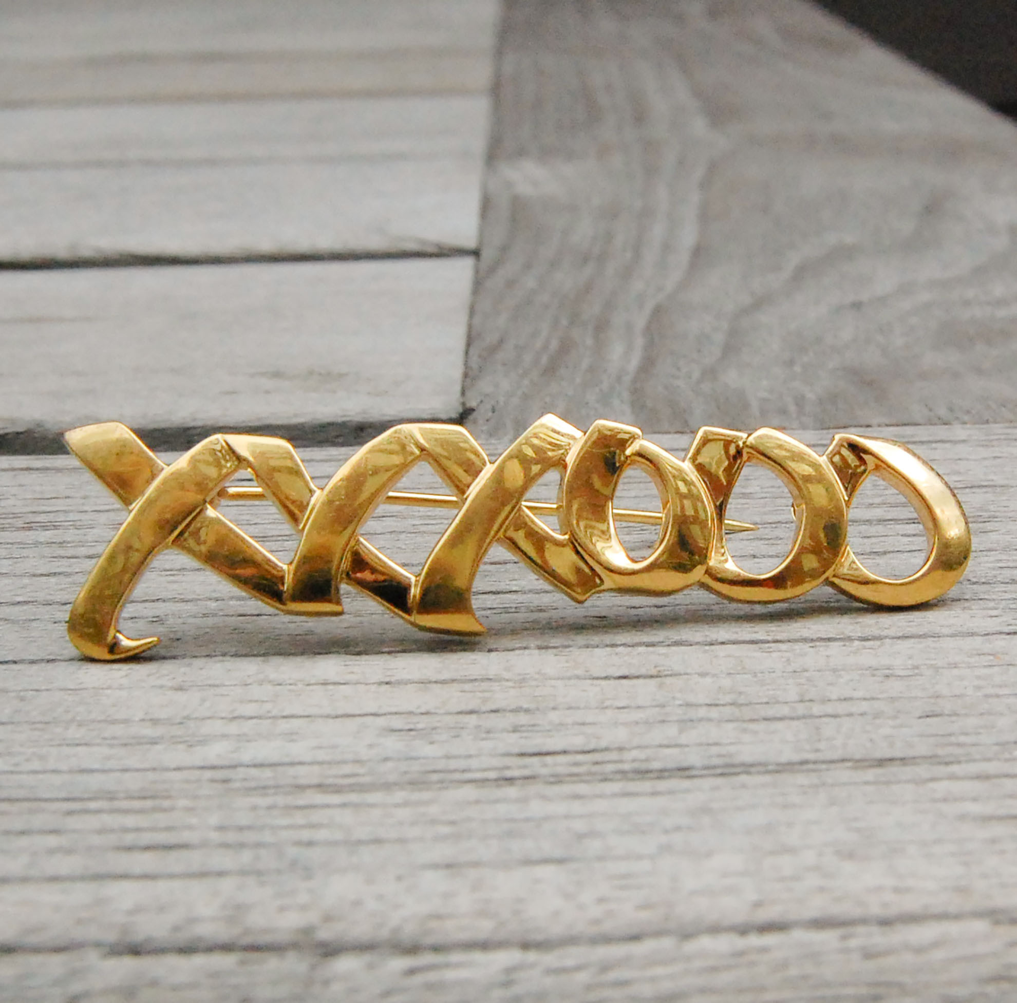 Copy of Vintage Jewelry, Vintage Brooches, Restored Gold and Silver Brooches, Vintage Diamonds.