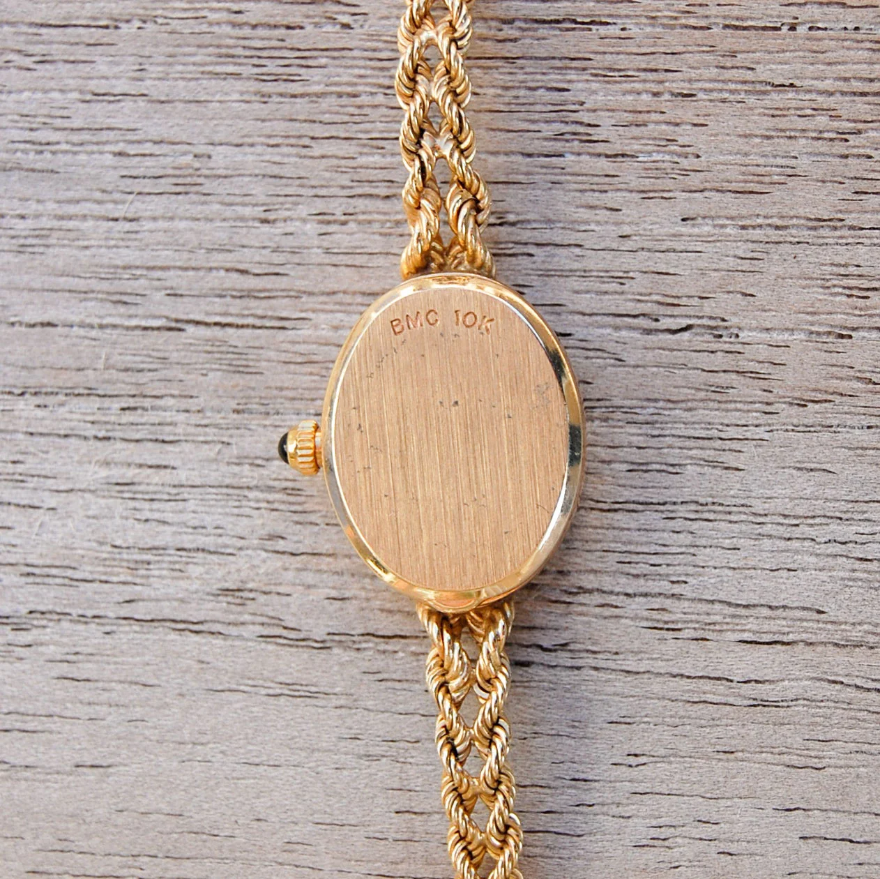 Vintage Jewelry, Vintage Watches, Restored Gold and Silver Earrings, Vintage Watches.