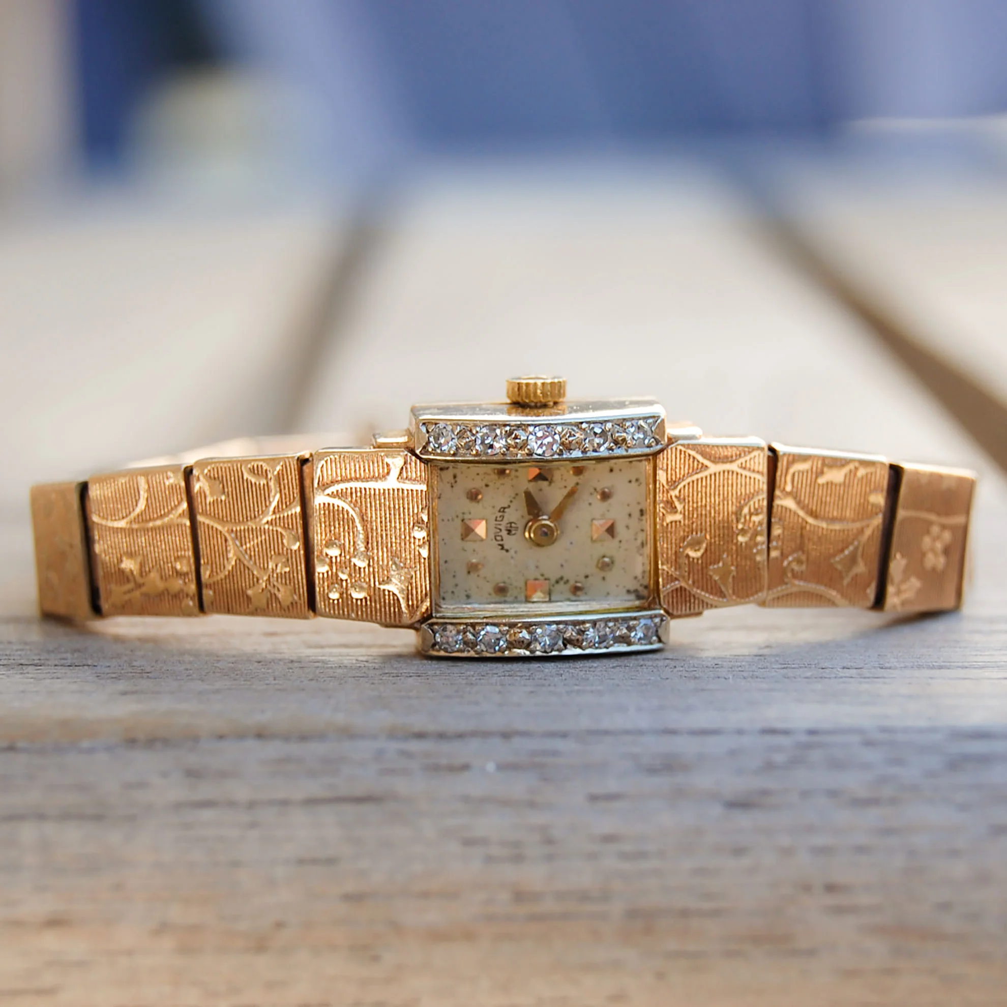 Vintage Jewelry, Vintage Watches, Restored Gold and Silver Earrings, Vintage Watches.