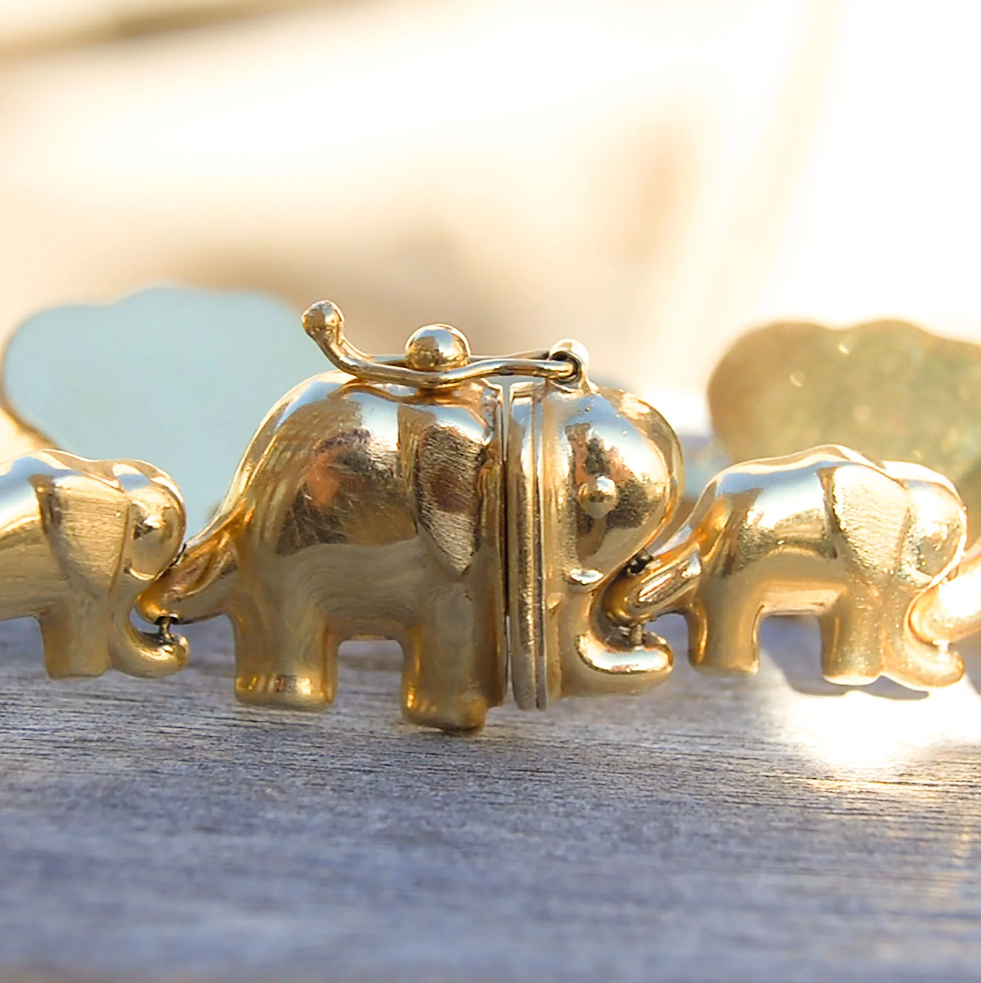 Vintage Jewelry, Vintage Bracelets, Restored Gold and Silver Bracelets, Vintage Diamonds.