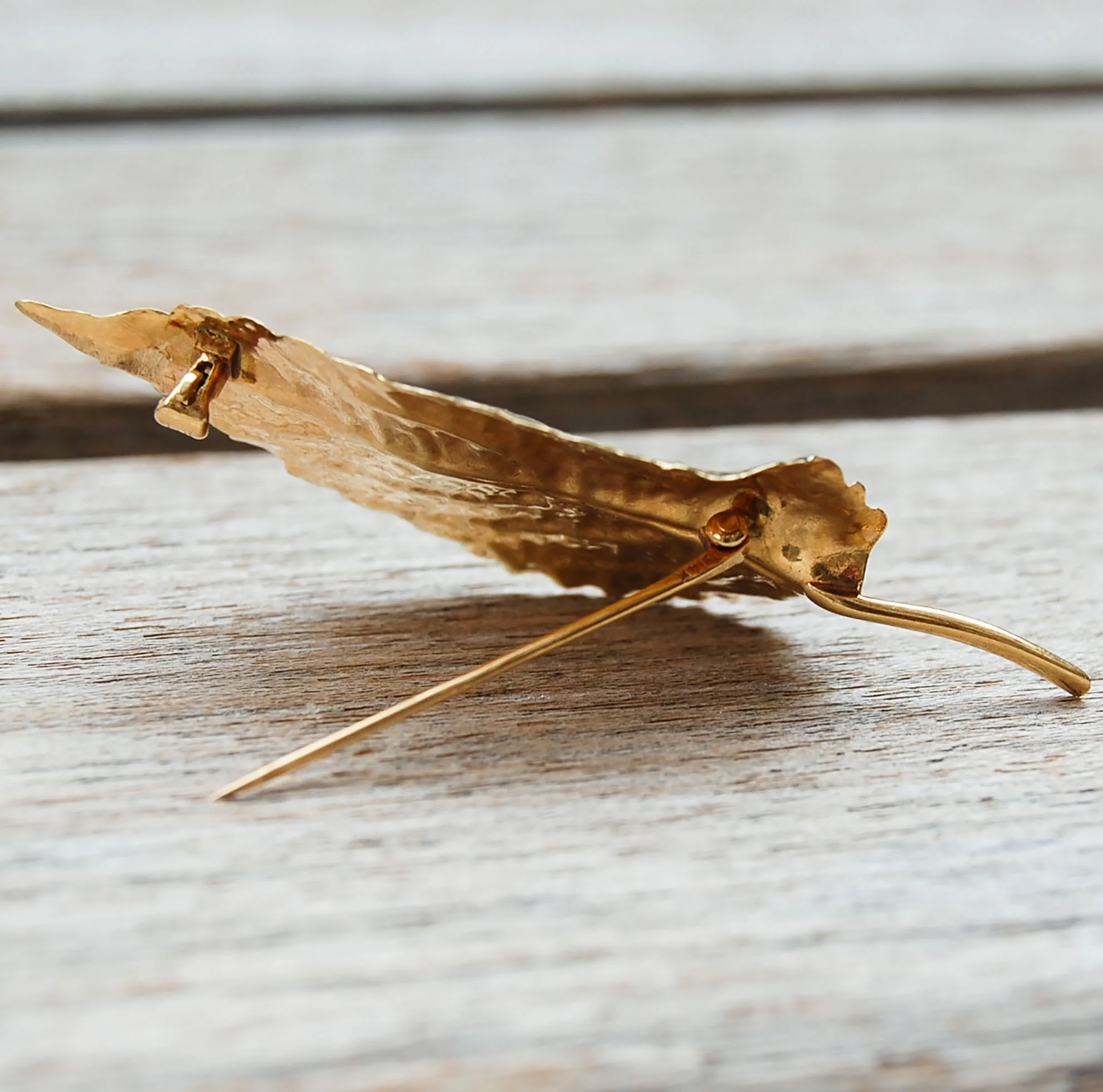 Vintage Jewelry, Vintage Brooches, Restored Gold and Silver Brooches, Vintage Diamonds.