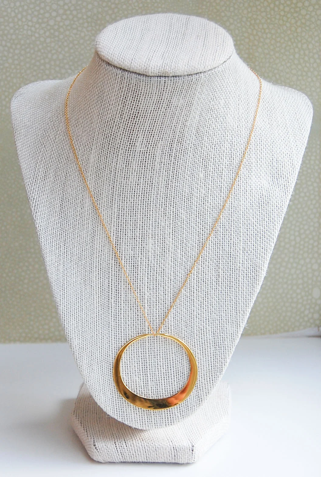 Vintage Jewelry, Vintage Necklaces, Restored Gold and Silver Necklaces, Vintage Diamonds.