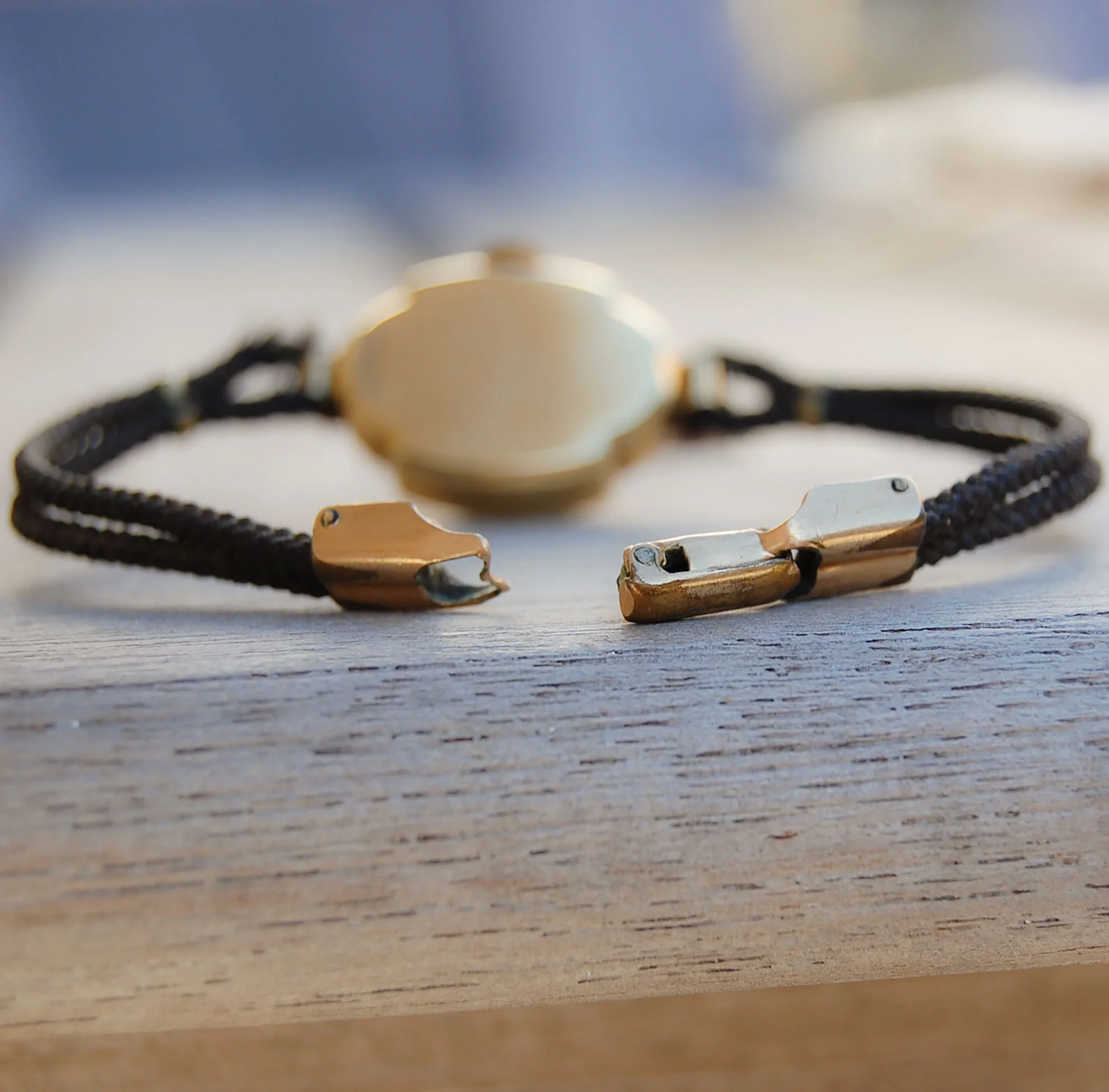 Vintage Jewelry, Vintage Watches, Restored Gold and Silver Earrings, Vintage Watches.