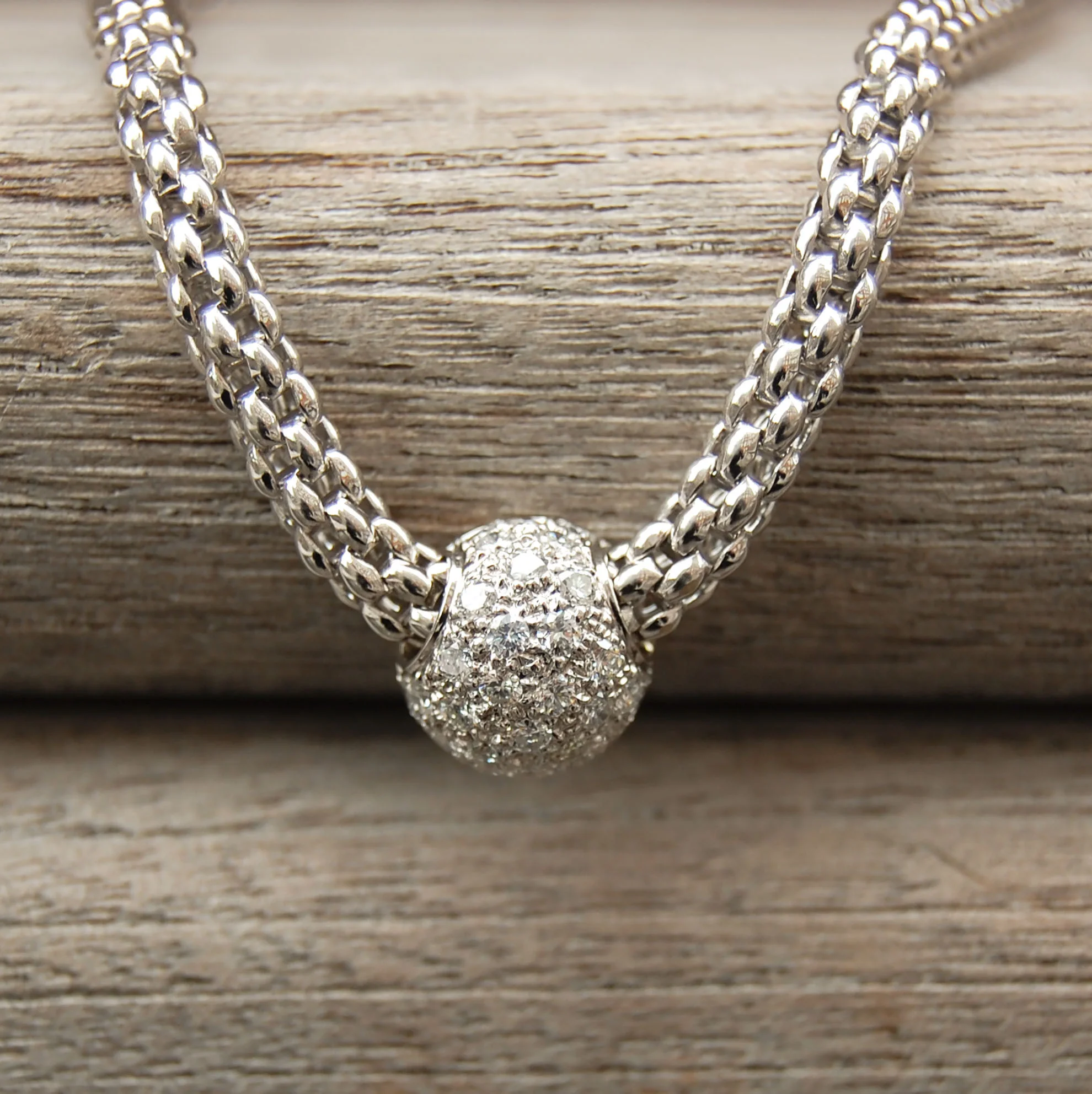 Vintage Jewelry, Vintage Necklaces, Restored Gold and Silver Necklaces, Vintage Diamonds.