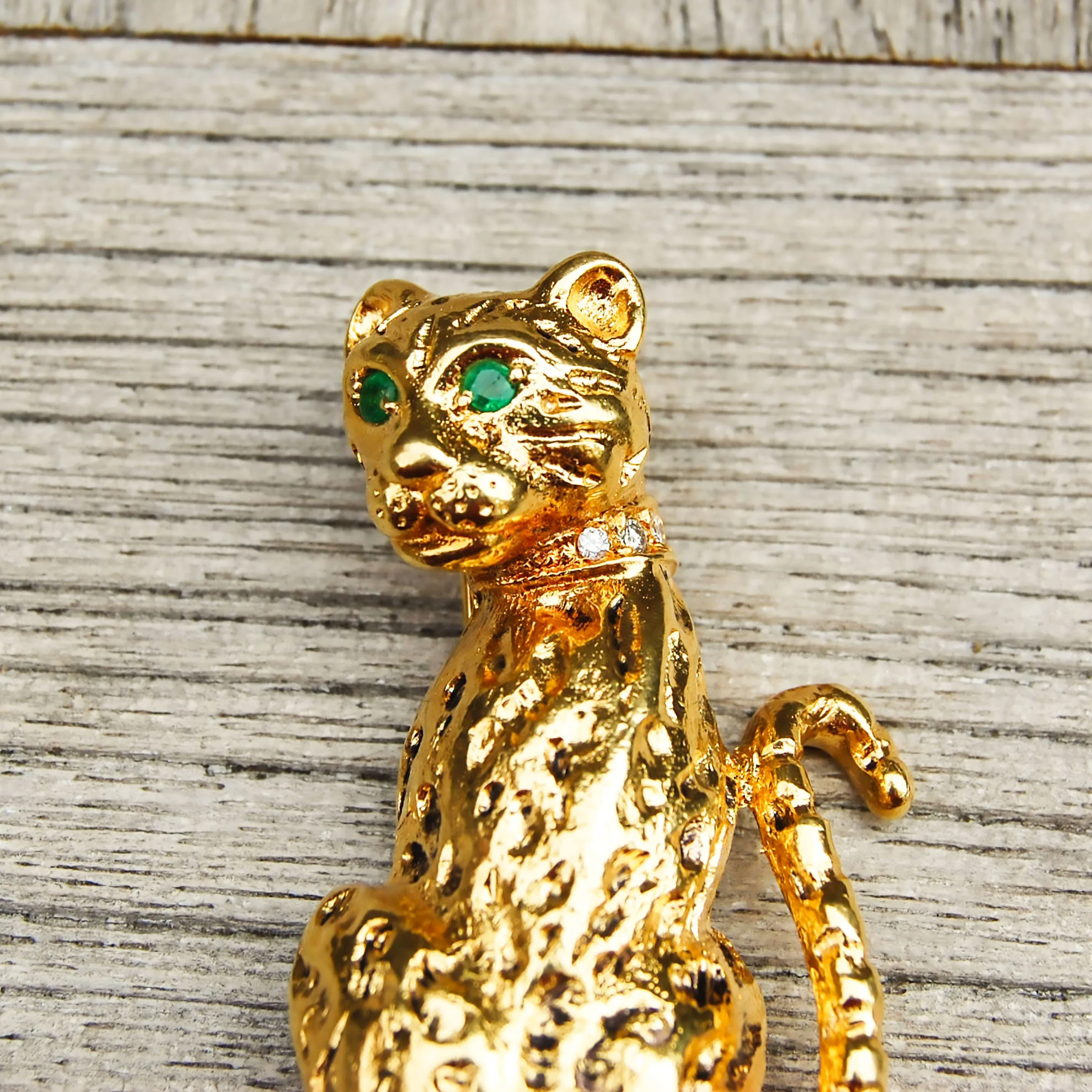 Vintage Jewelry, Vintage Brooches, Restored Gold and Silver Brooches, Vintage Diamonds.