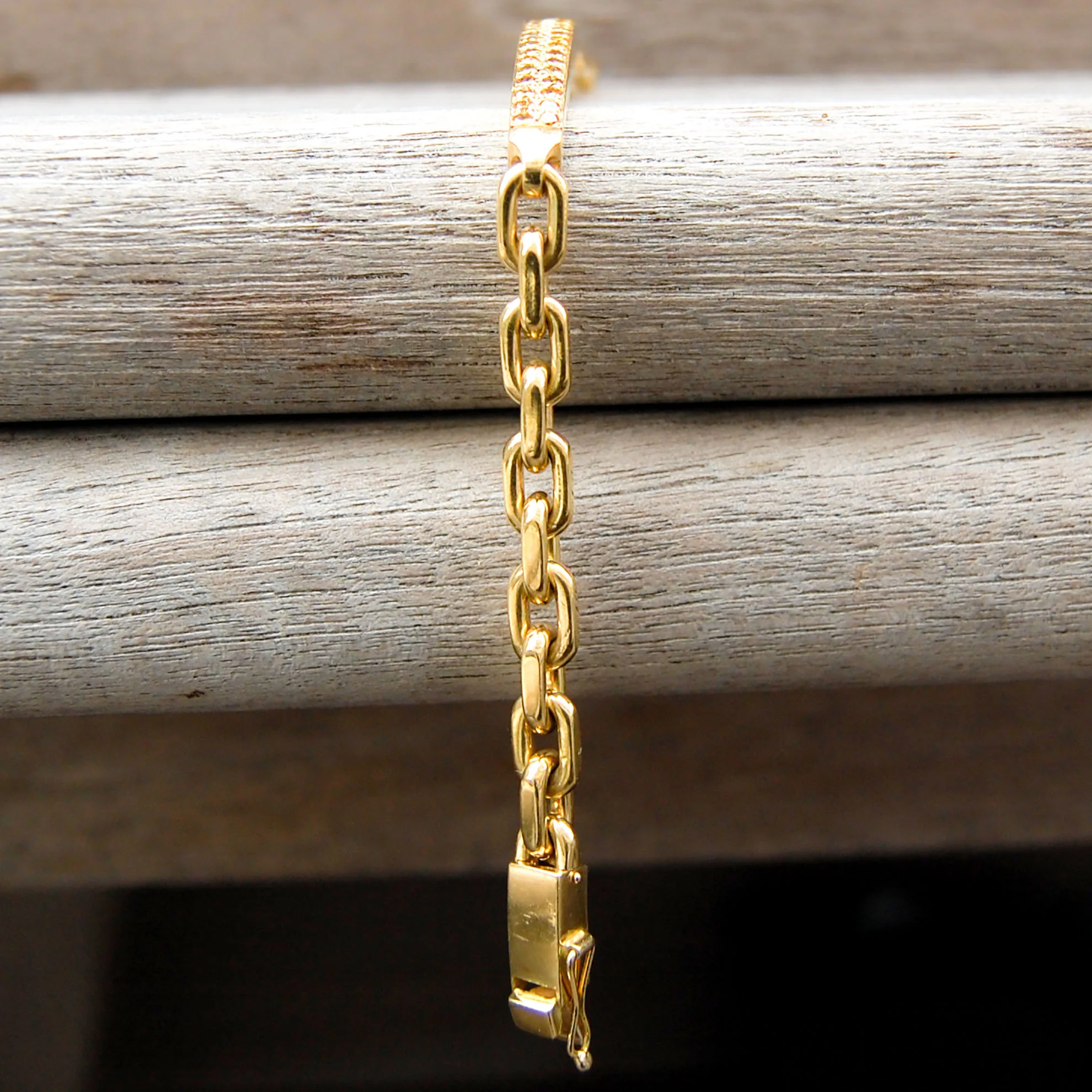 Vintage Jewelry, Vintage Bracelets, Restored Gold and Silver Bracelets, Vintage Diamonds.
