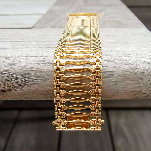 Vintage Jewelry, Vintage Bracelets, Restored Gold and Silver Bracelets, Vintage Diamonds.