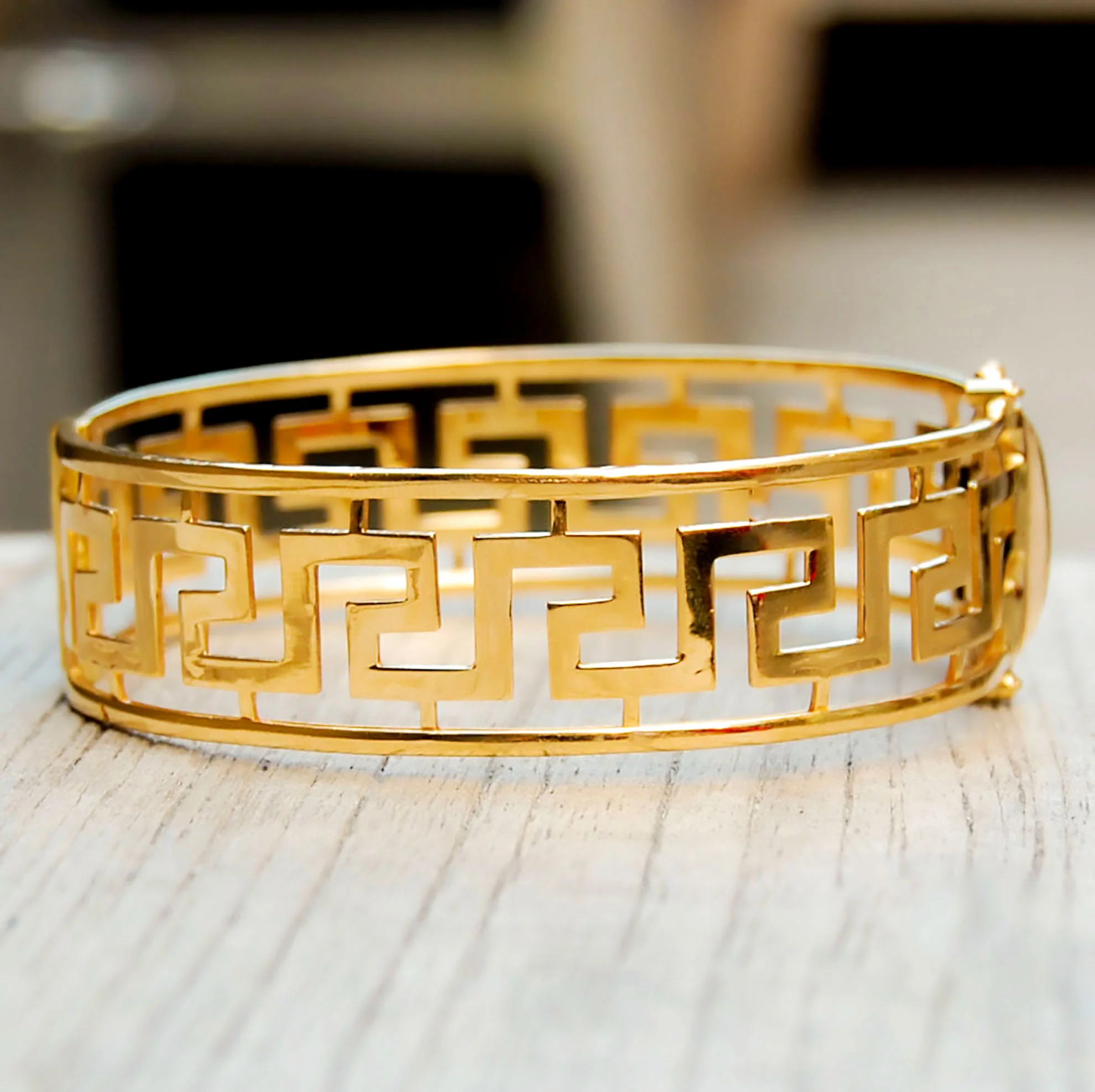 Vintage Jewelry, Vintage Bracelets, Restored Gold and Silver Bracelets, Vintage Diamonds.