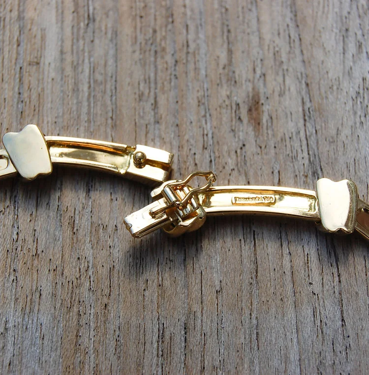 Vintage Jewelry, Vintage Designer Jewelry, Vintage Tiffany, Restored Vintage Gold and Silver Designer, Vintage Diamonds.