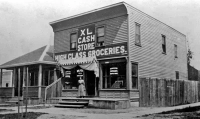 LeonardStoreandCottage.jpg