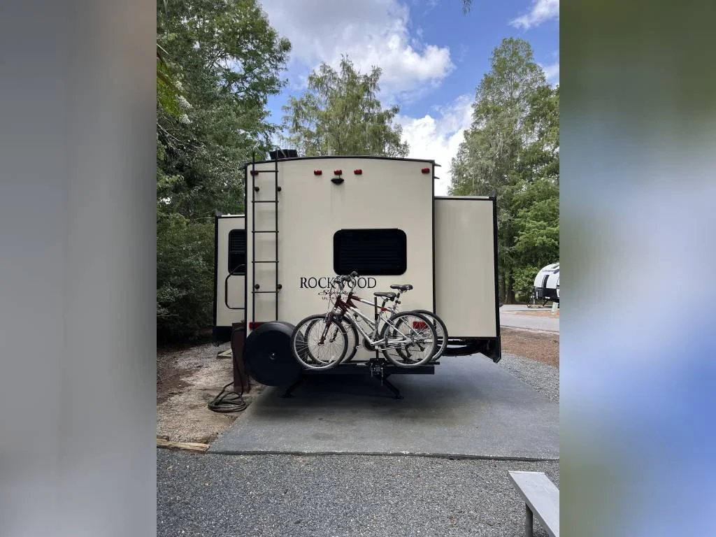 2018 Forest River Fifth Wheel RV ROCKWOOD SIGNATURE ULTRA LITE 8301WS Back