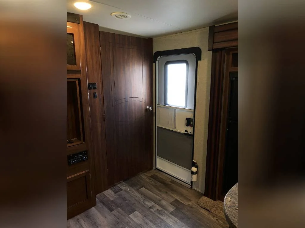 2017 Heartland Travel Trailer RV MALLARD Interior