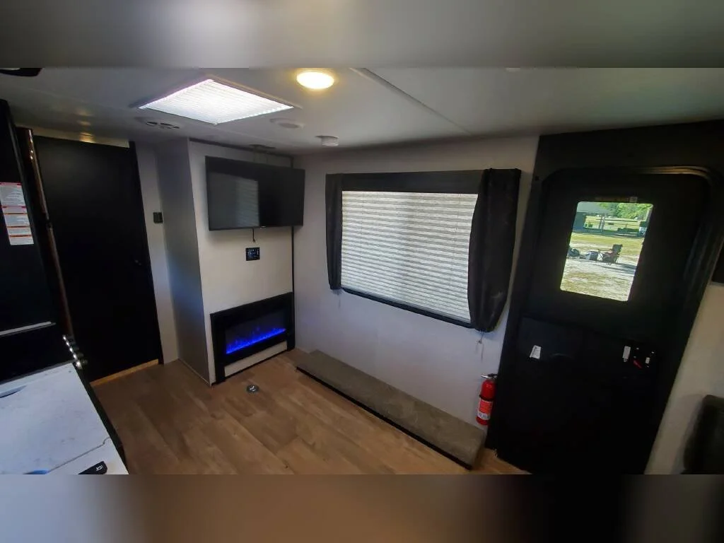 2021 Forest River Travel Trailer Toy Hauler RV CHEROKEE GREY WOLF 26MBRR Indoor View