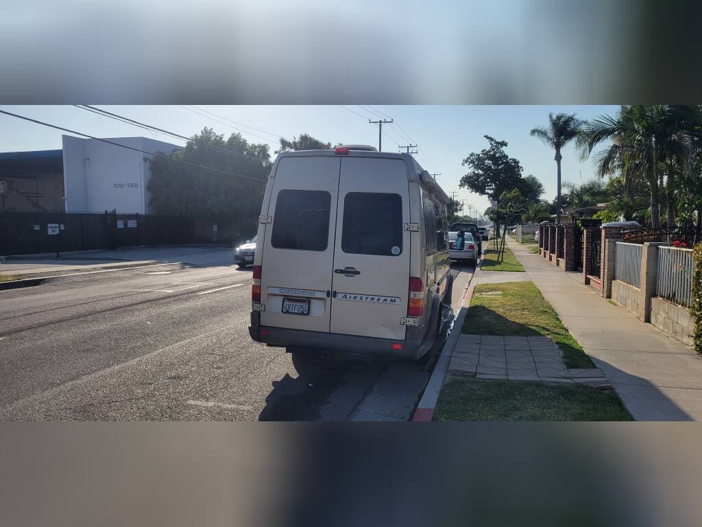 2005 Airstream Class B RV INTERSTATE 22 Back View