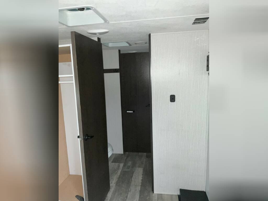 2021 Heartland Travel Trailer Toy Hauler RV PROWLER 281 TH Indoor View