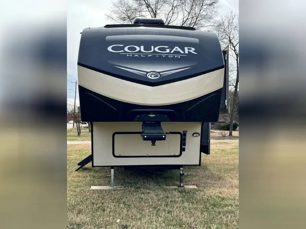 2018 Keystone Fifth Wheel RV COUGAR HALF-TON 29RDB font view