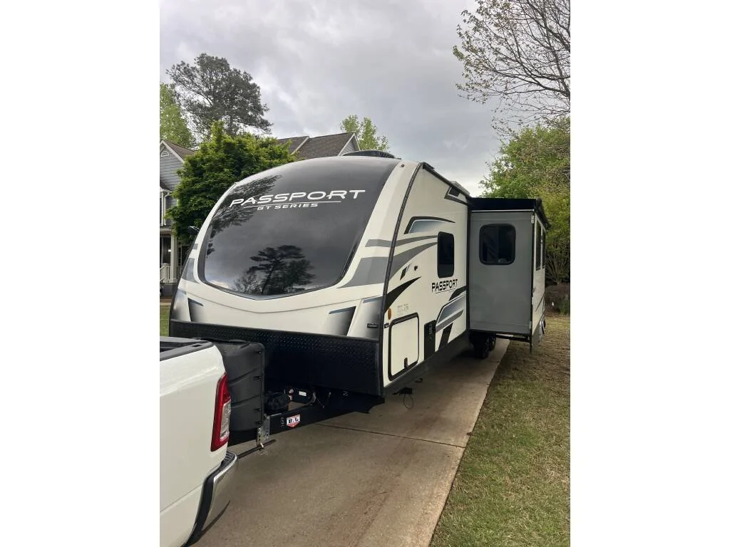 2022-Keystone-PASSPORT-GRAND-TOURING-2951BH-GT-font-view