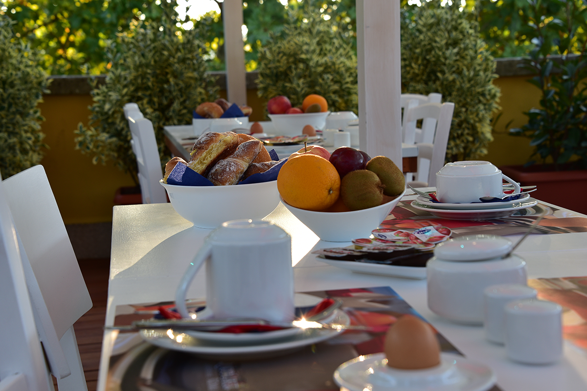 terrazzo_colazione_d750_2.png