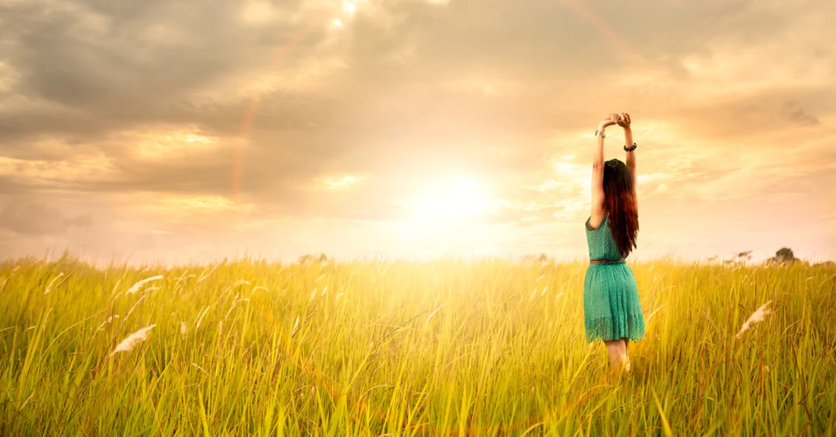 Asian girl in field.jpg
