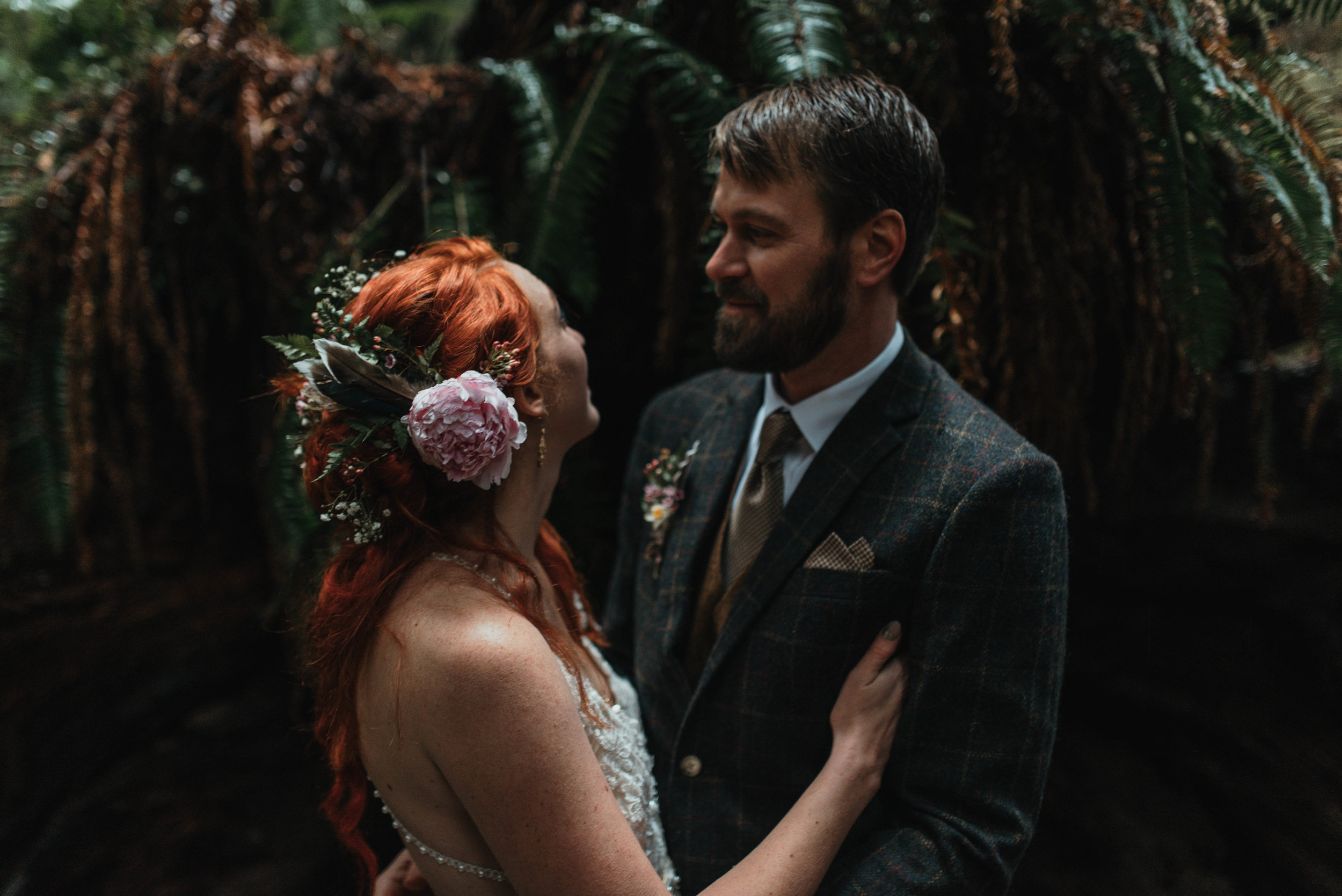 Intimiate Redwoods Elopement , Elopement Inspiration, Jessica Heron Images, Northern California Elopement, Oregon Elopement, Oregon Wedding, Elopement Ideas, Oregon Wedding