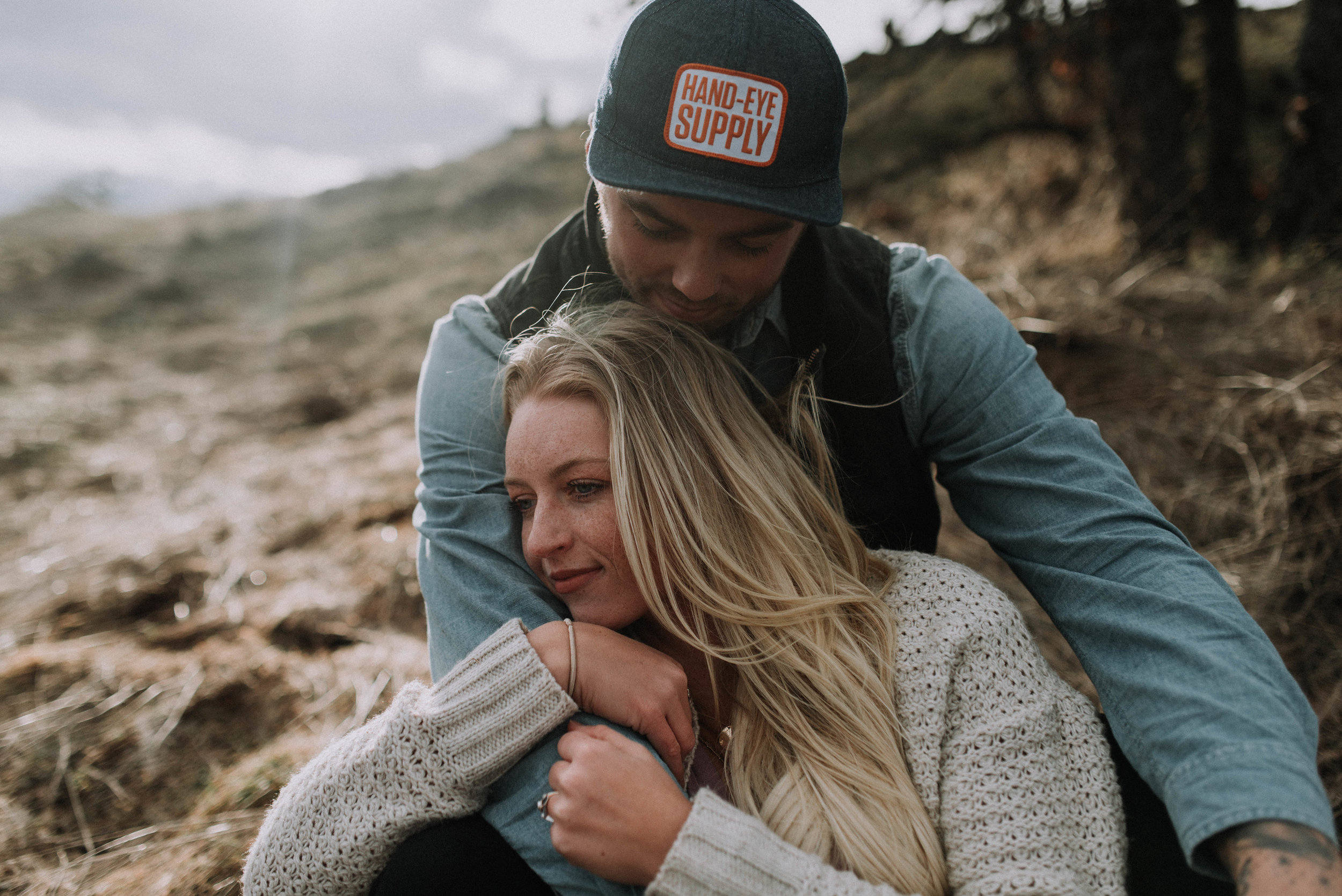 Rowena Crest Engagement Session | Columbia River Gorge Engagement Session | Engagement Ideas | Oregon Engagement | Oregon Photographer | PNW Engagement Photos | Jessica Heron Images