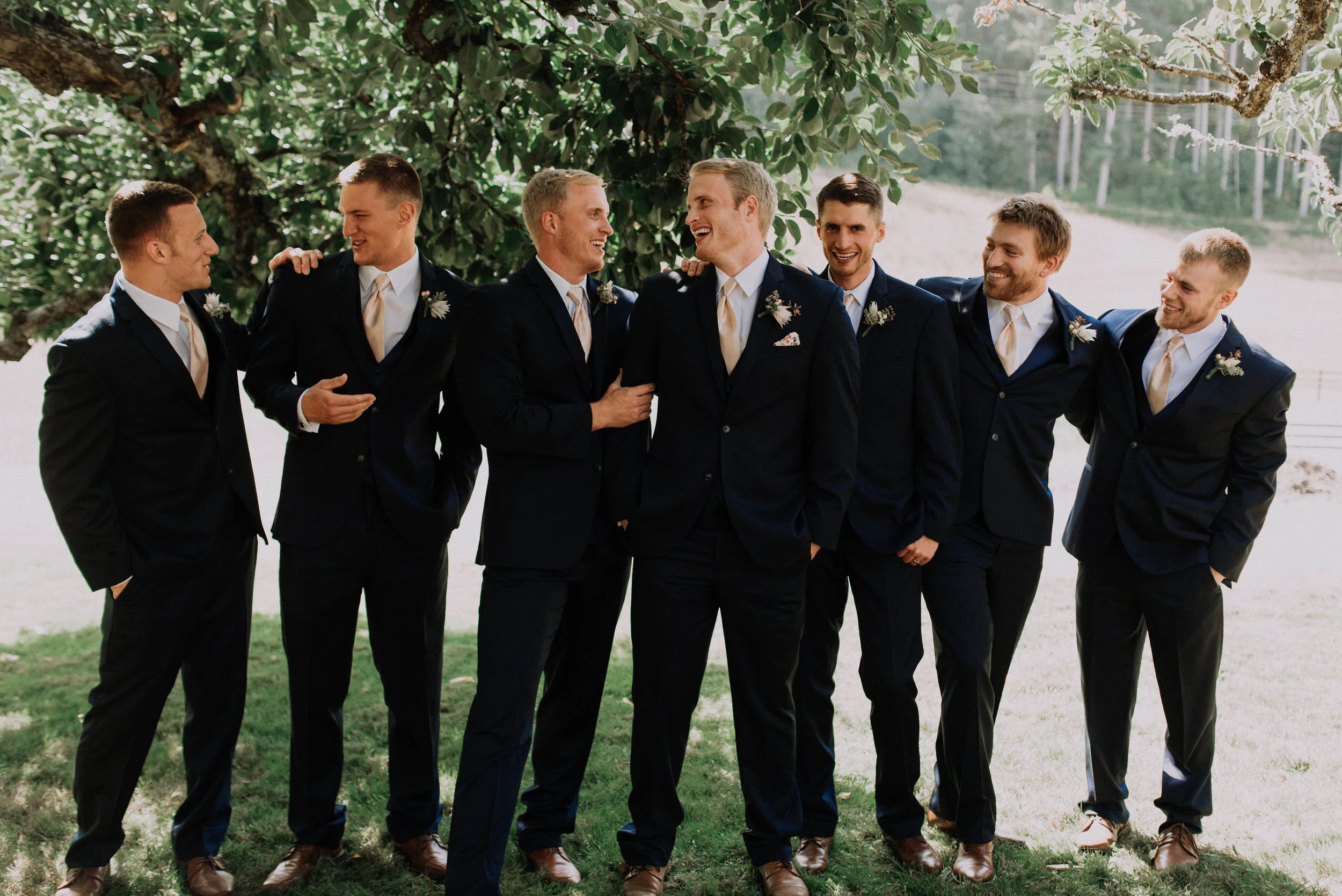 FormalPhotosFam_BridalParty025.JPG