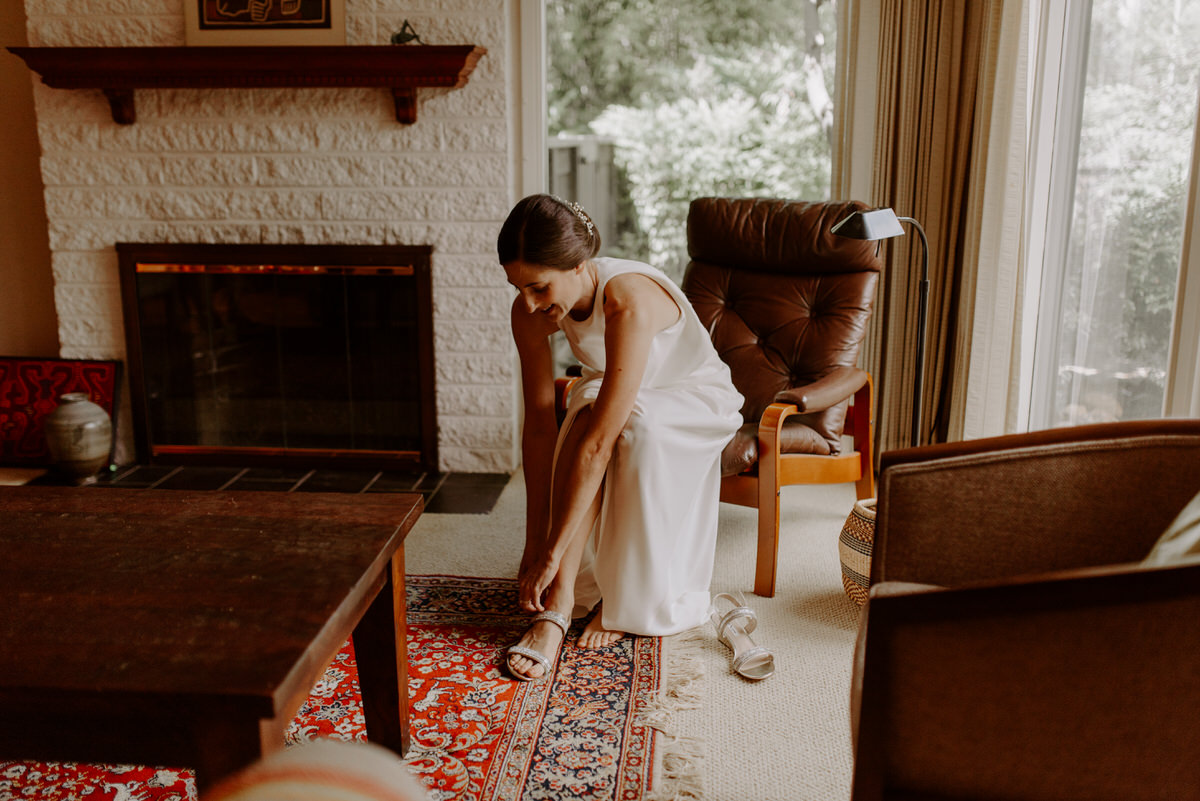 Megan and Johnny - Getting Ready_-31.jpg