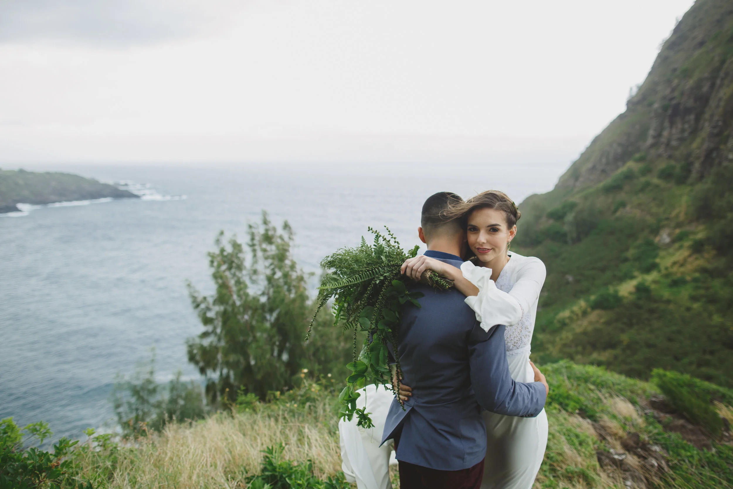 Cliffside Hawaii Wedding