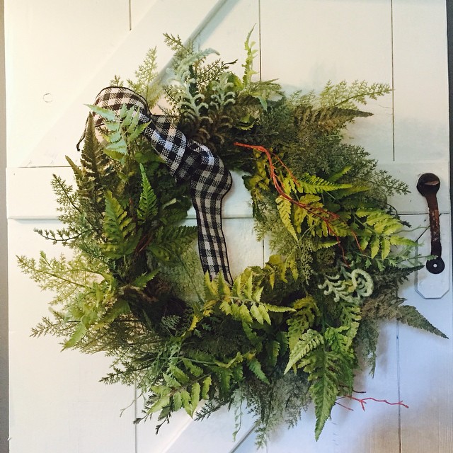 I love pops of green anywhere I can manage to fit them in! This little wreath is happy at home on our old farmhouse door! It is bright and sunny here today with the most fabulous breeze! Time to get out there and enjoy it! 