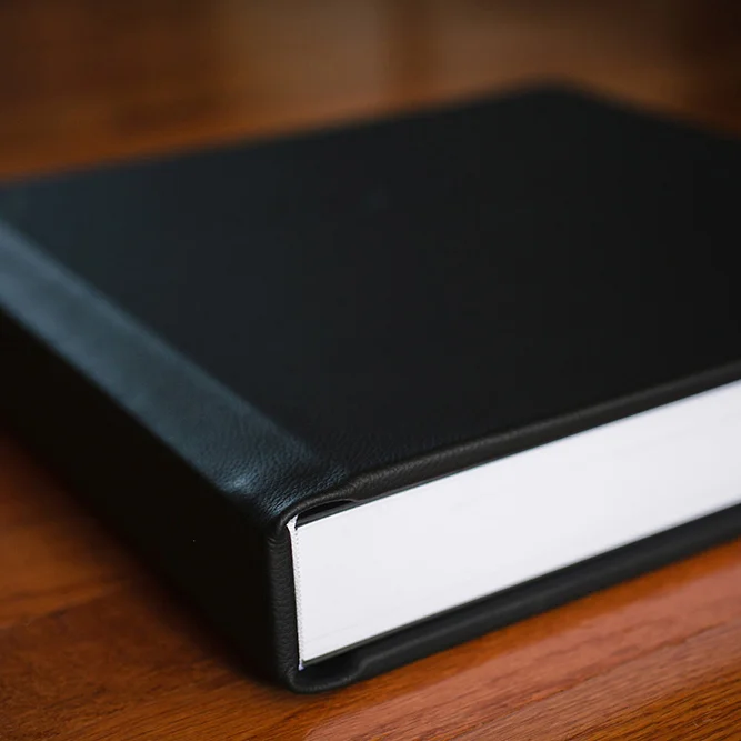 THE GLAMOROUS -LUXE PHOTO ALBUM