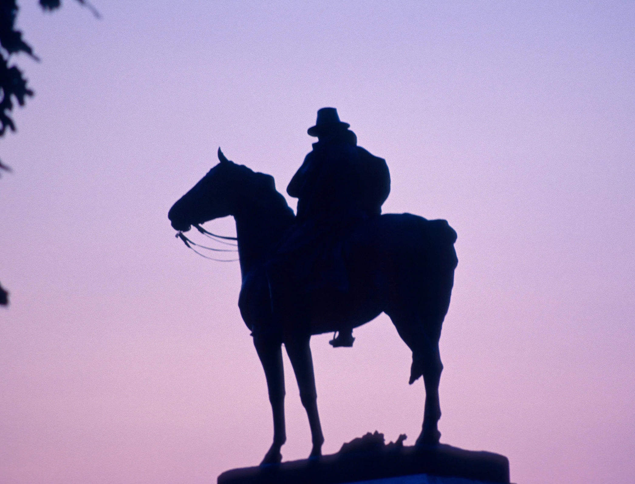 Ulysses S. Grant Memorial, Nikon N8008, Kodak Ektachrome 400