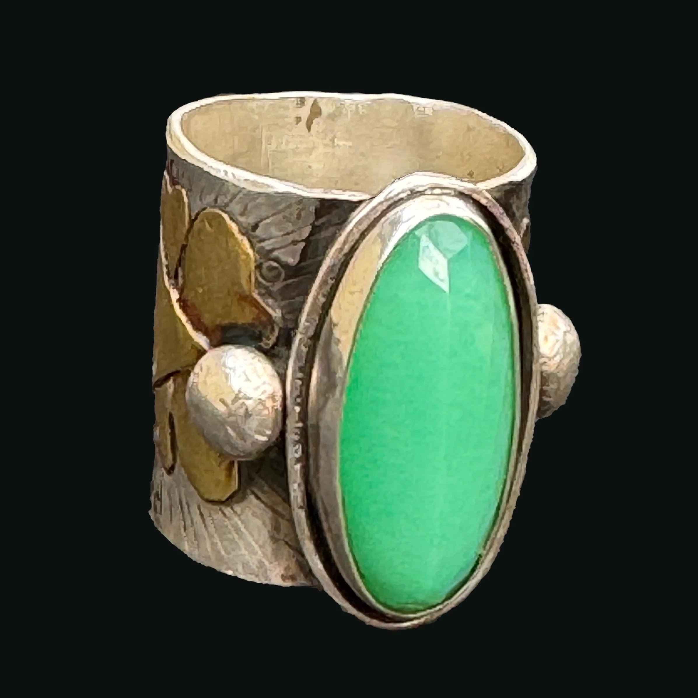 green chrysoprise ring 2.jpg